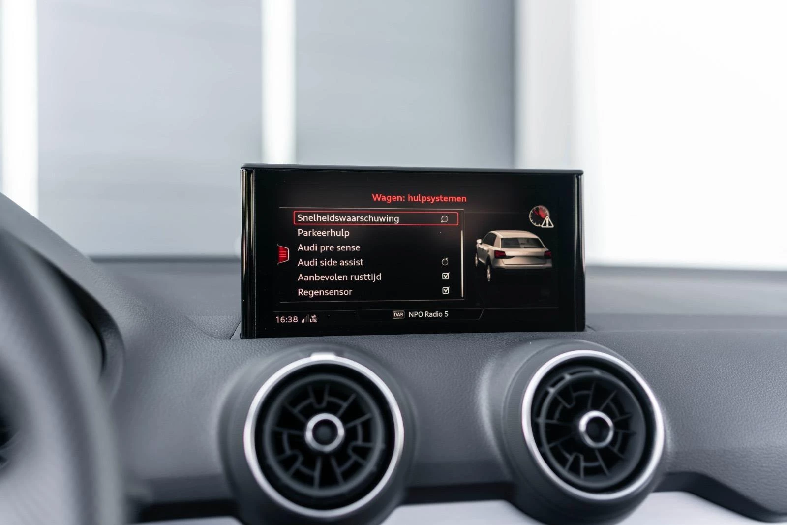 Hoofdafbeelding Audi SQ2
