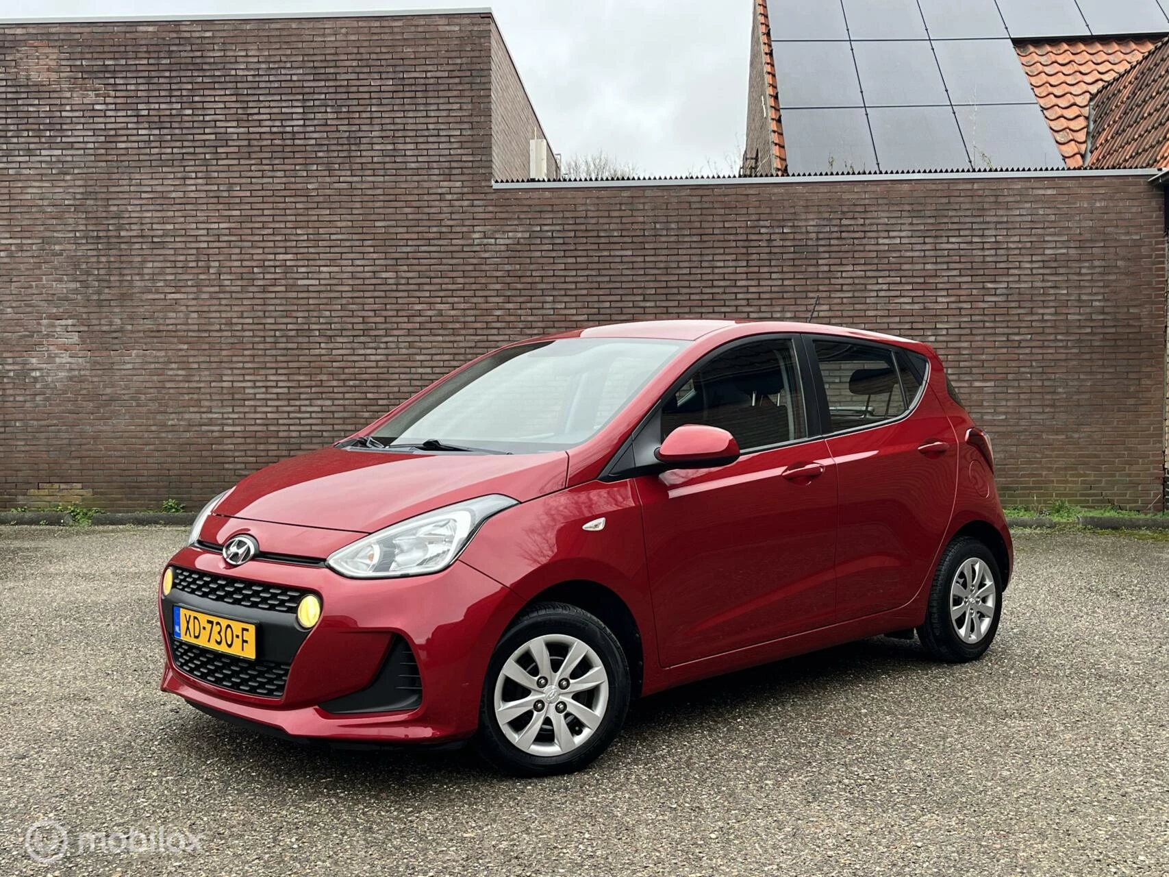 Hoofdafbeelding Hyundai i10