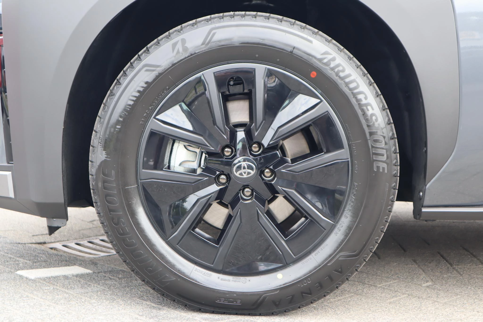 Hoofdafbeelding Toyota bZ4X