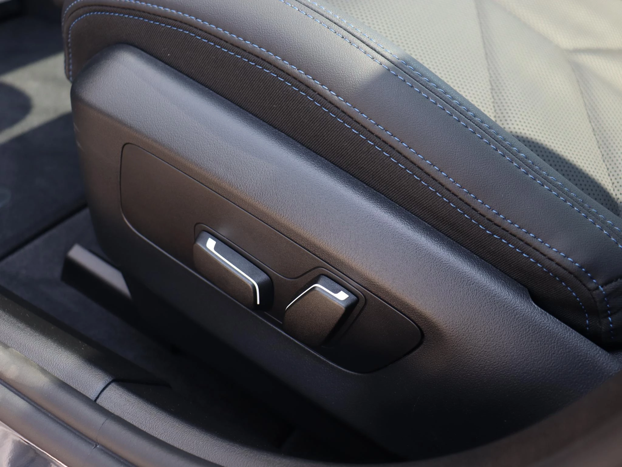Hoofdafbeelding BMW i5