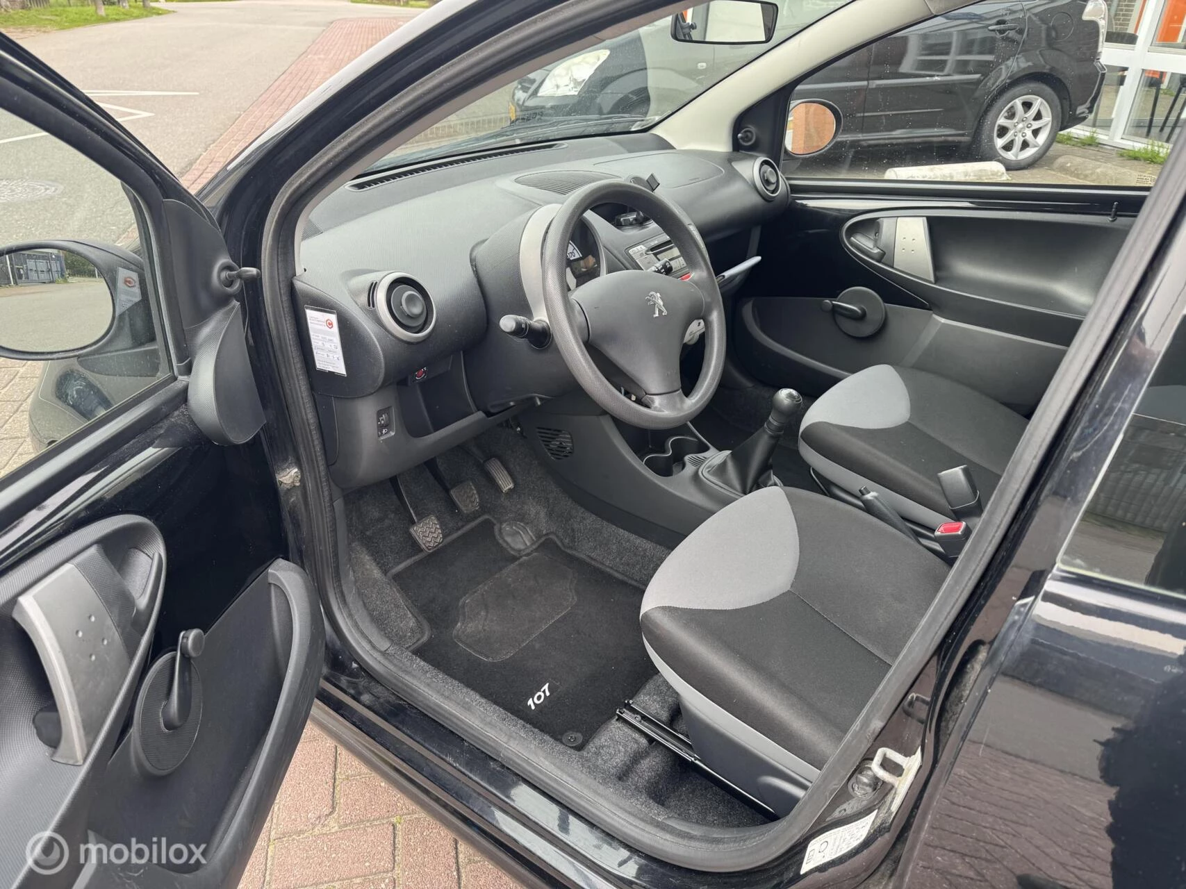 Hoofdafbeelding Peugeot 107