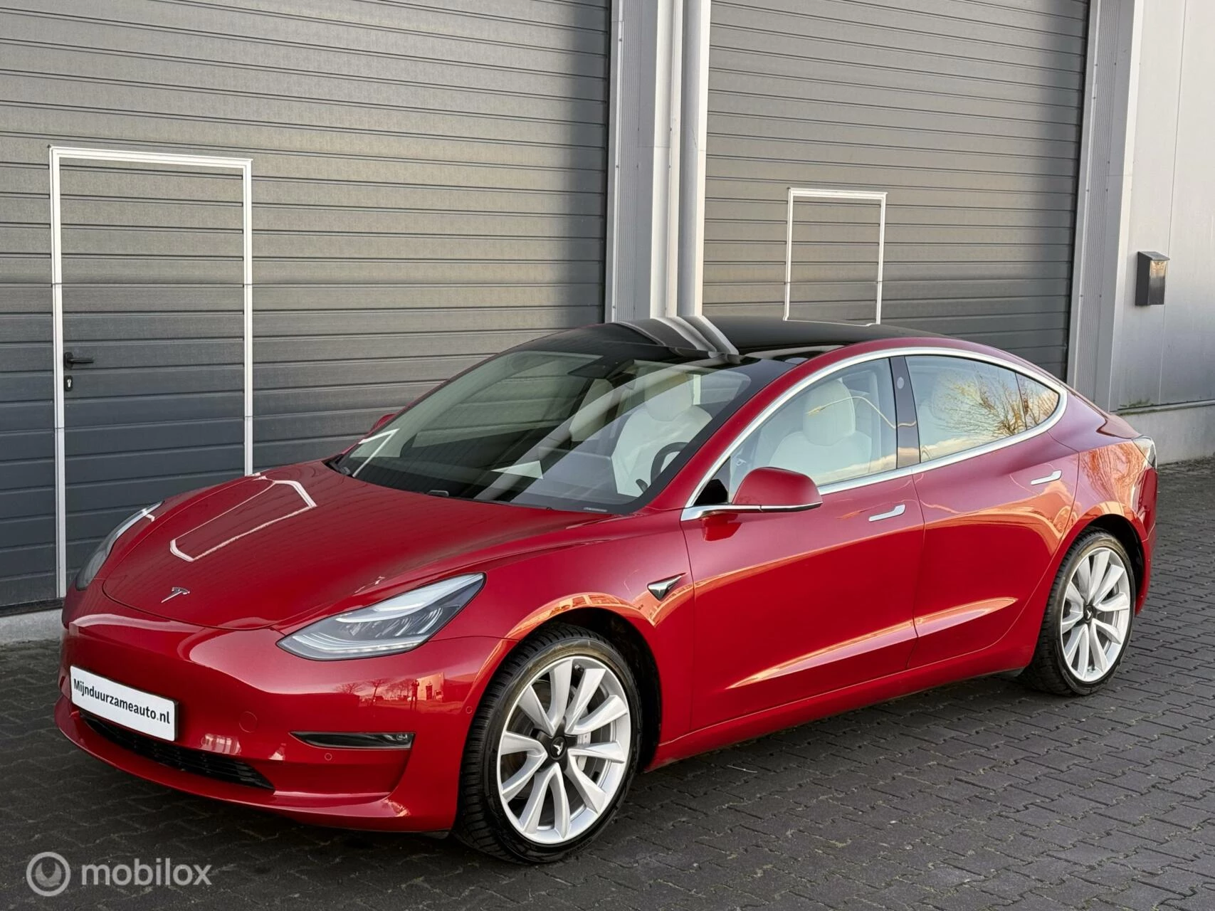 Hoofdafbeelding Tesla Model 3