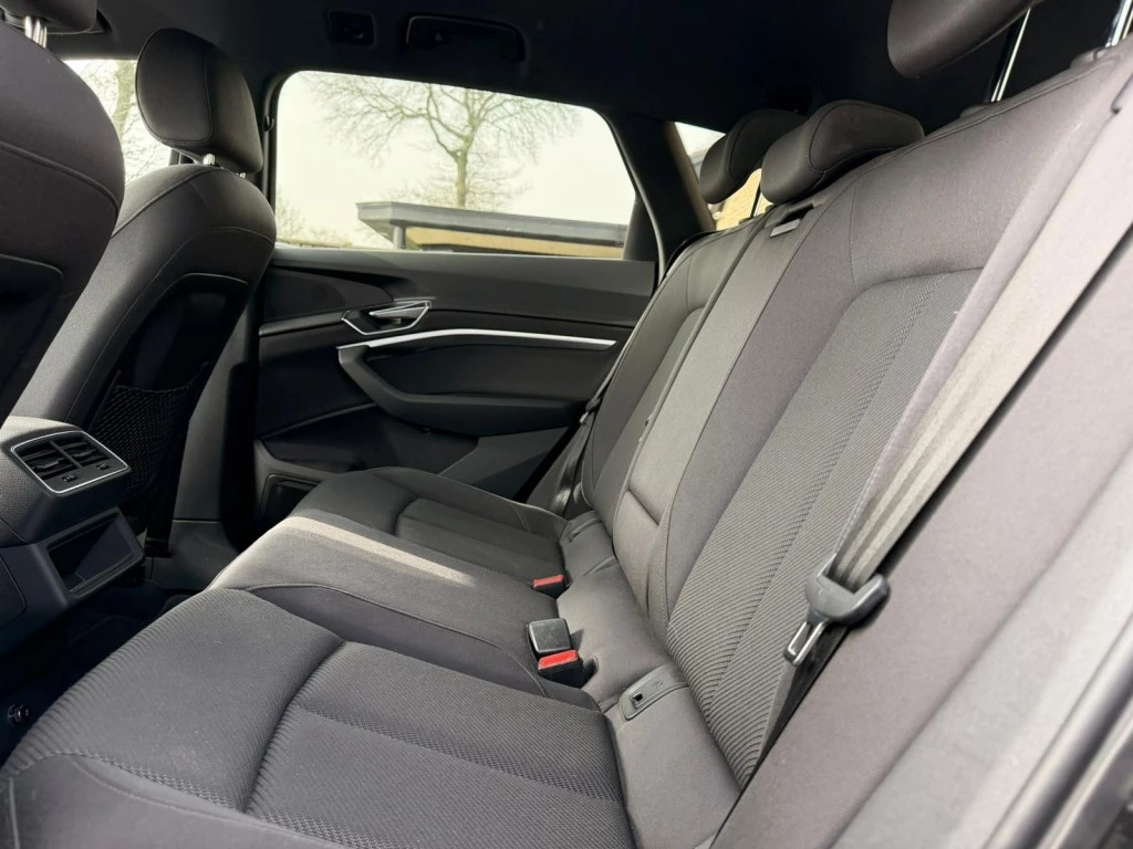 Hoofdafbeelding Audi e-tron