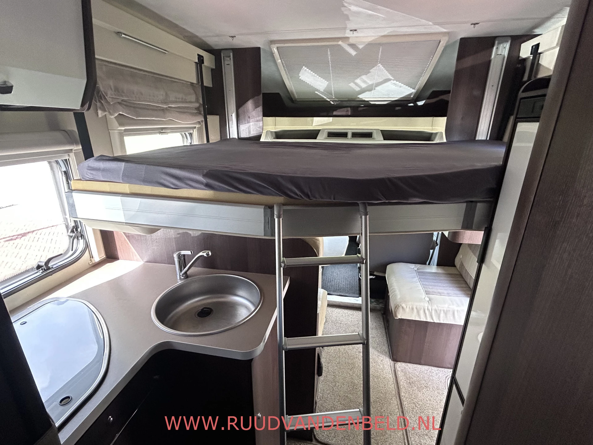 Hoofdafbeelding ROLLER TEAM AUTO-ROLLER 284 TL