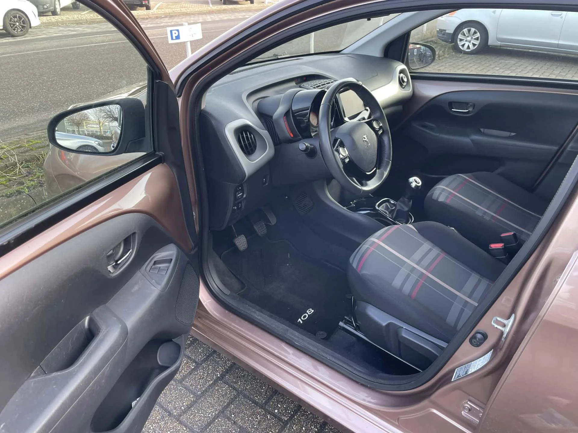 Hoofdafbeelding Peugeot 108