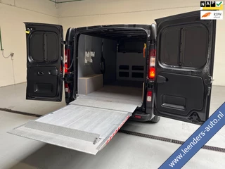 Renault Trafic met Laadklep! 2.0 dCi 120 T29 L2H1 Comfort 3Persoons, Airco Navigatie Cruisecontrol NEDERLANDSE BUS! RIJKLAARPRIJS!
