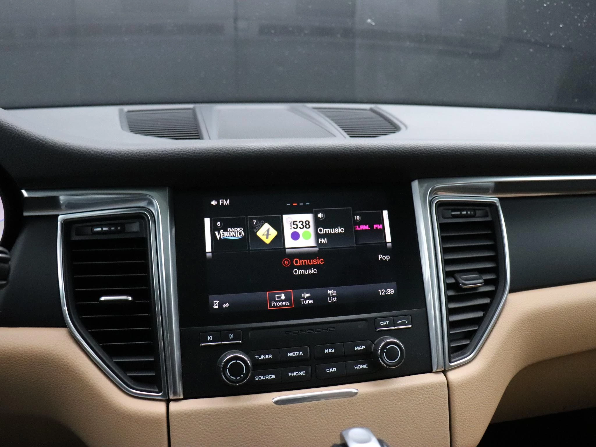 Hoofdafbeelding Porsche Macan