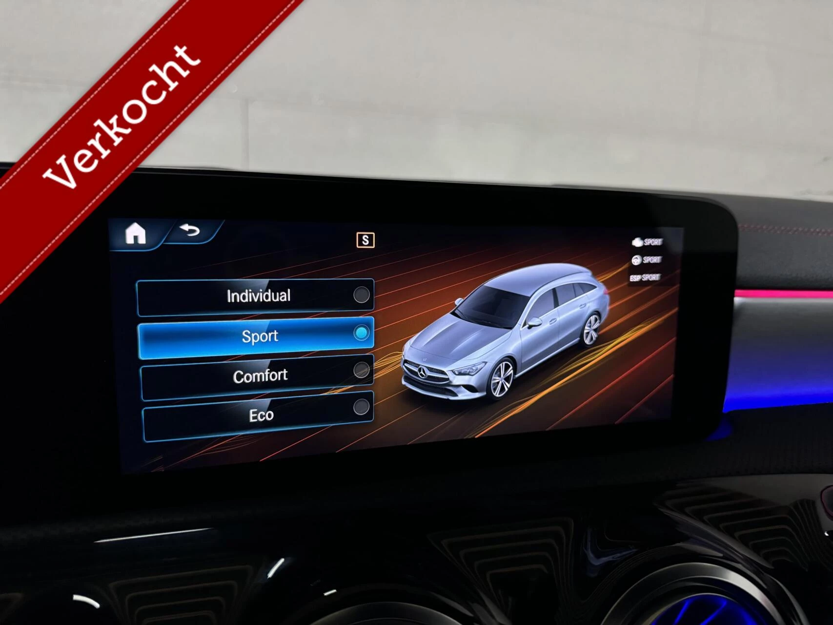 Hoofdafbeelding Mercedes-Benz CLA