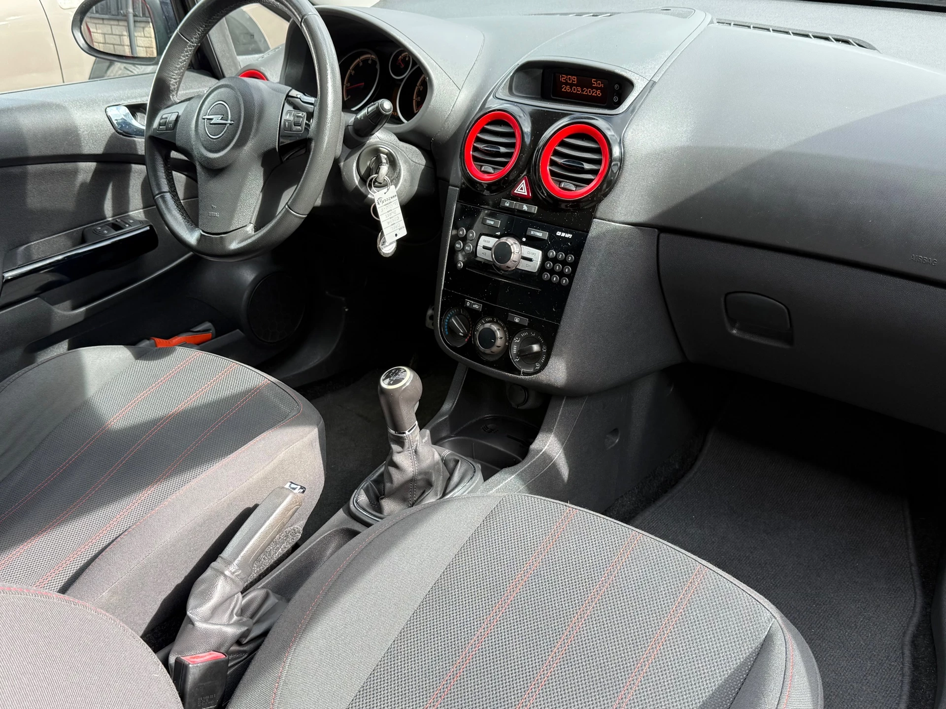 Hoofdafbeelding Opel Corsa