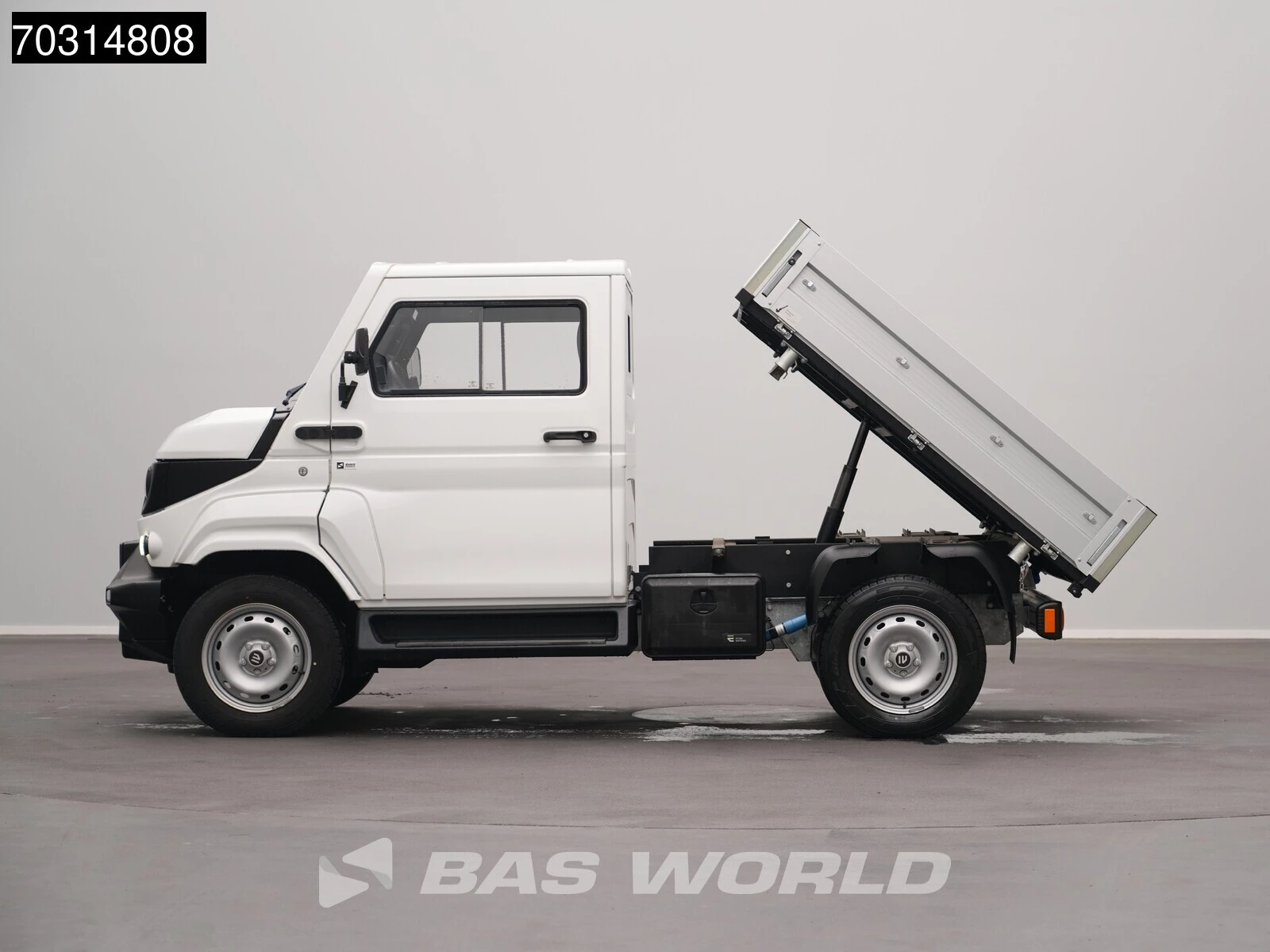 Hoofdafbeelding EVUM Motors aCar SWB Cassone Ribaltabile 23 Kwh MY23