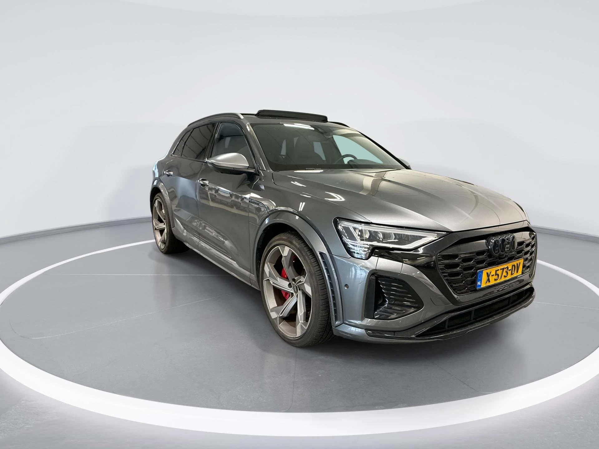 Hoofdafbeelding Audi Q8 e-tron