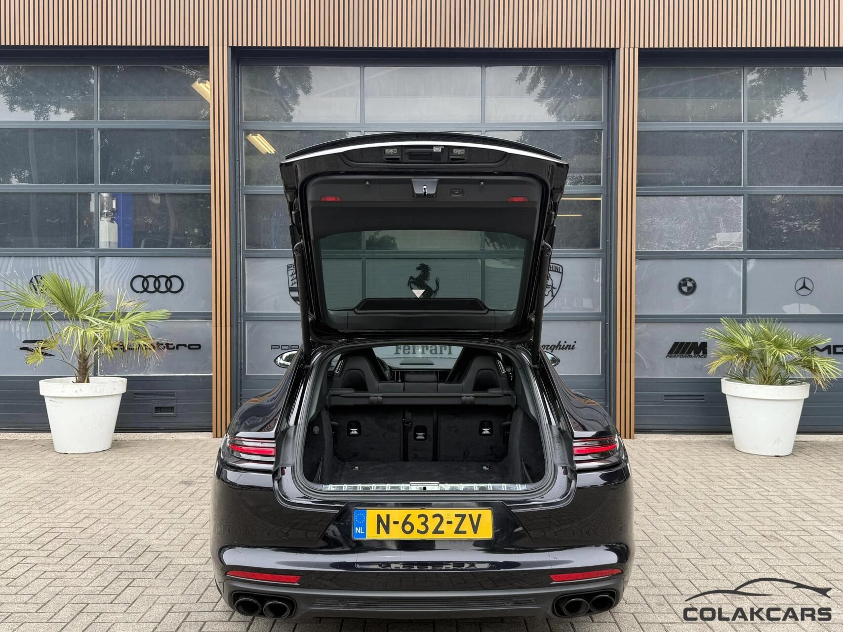 Hoofdafbeelding Porsche Panamera