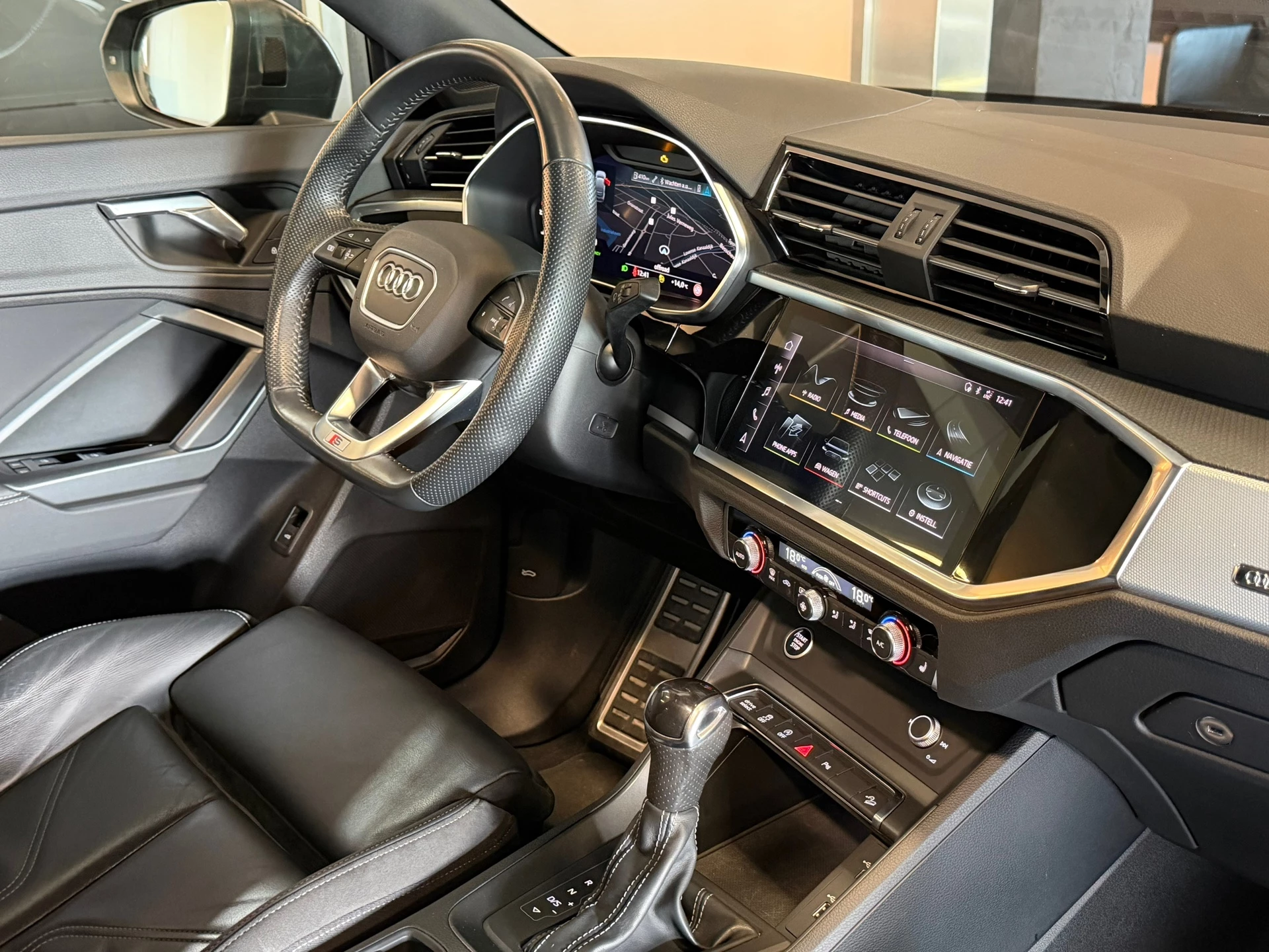 Hoofdafbeelding Audi Q3