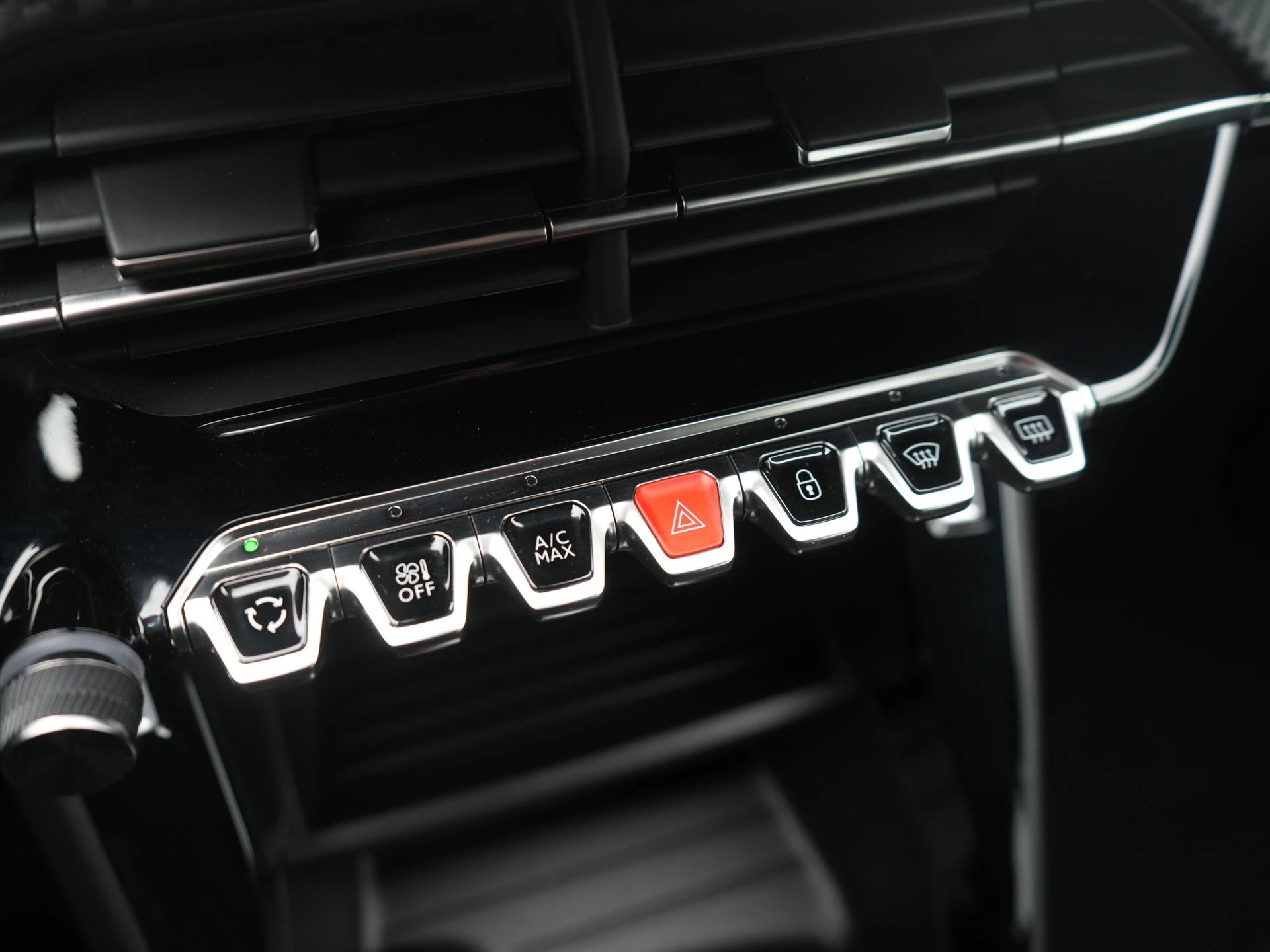 Hoofdafbeelding Peugeot e-208