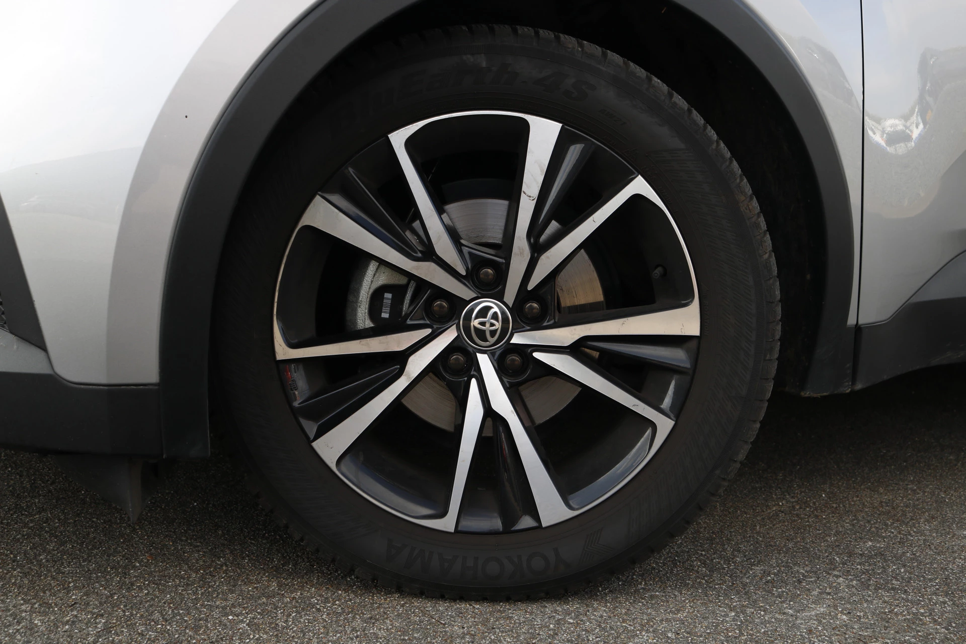 Hoofdafbeelding Toyota C-HR