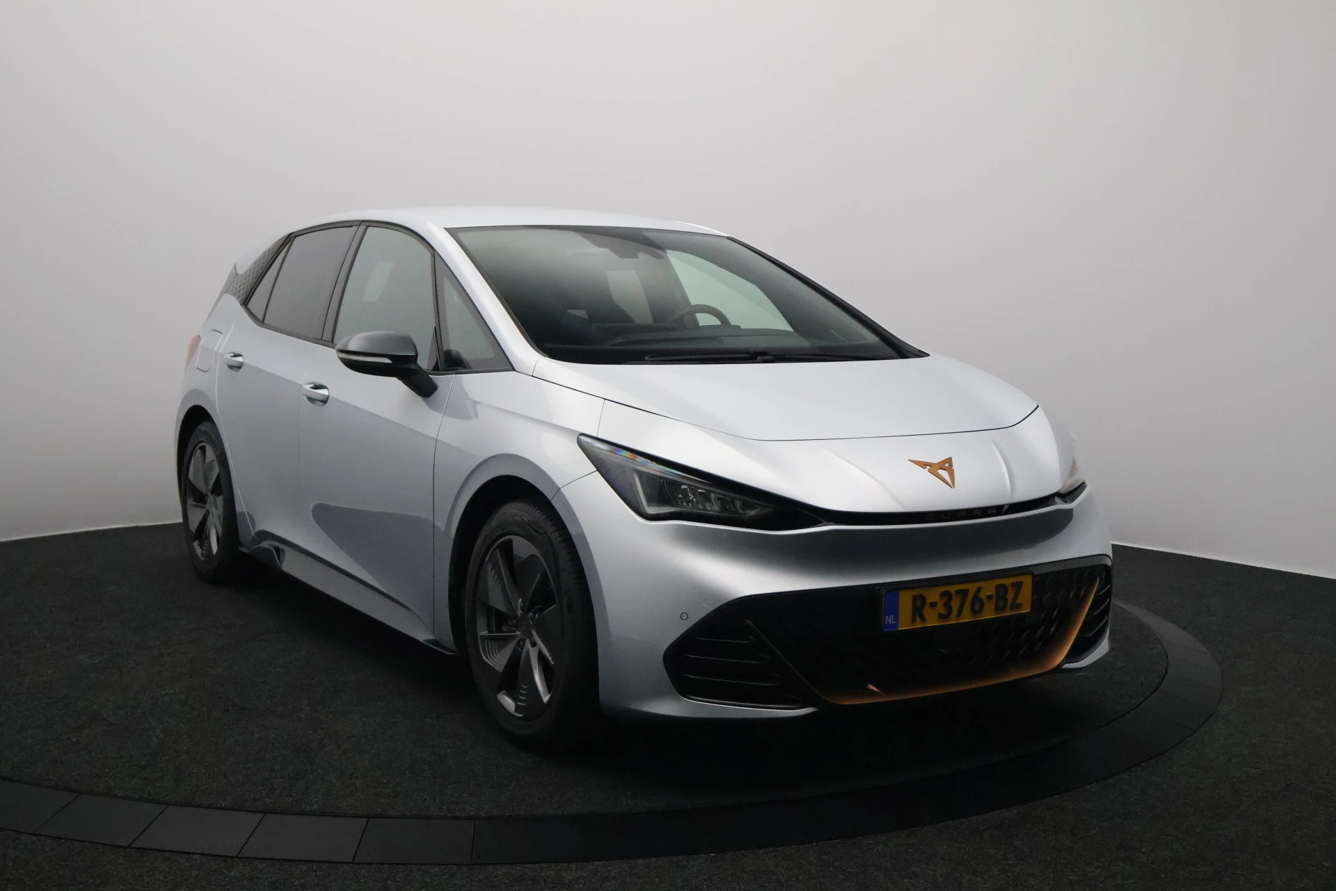 Hoofdafbeelding CUPRA Born