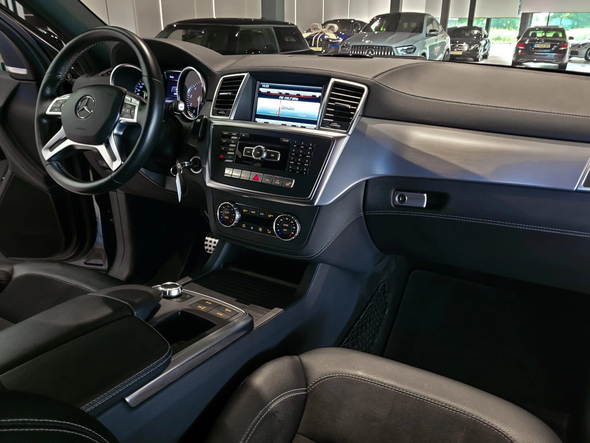 Hoofdafbeelding Mercedes-Benz M-Klasse