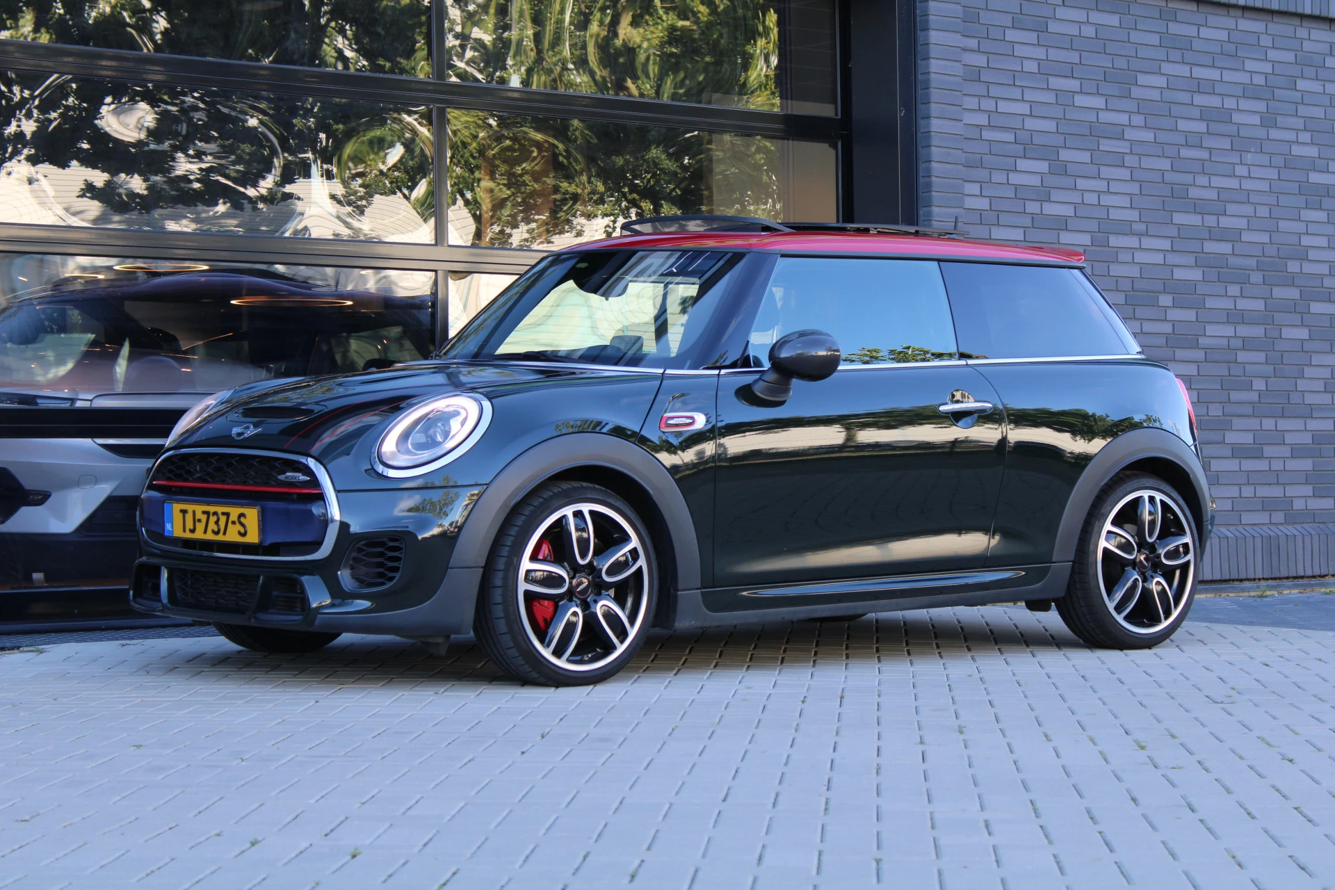 Hoofdafbeelding MINI Cooper
