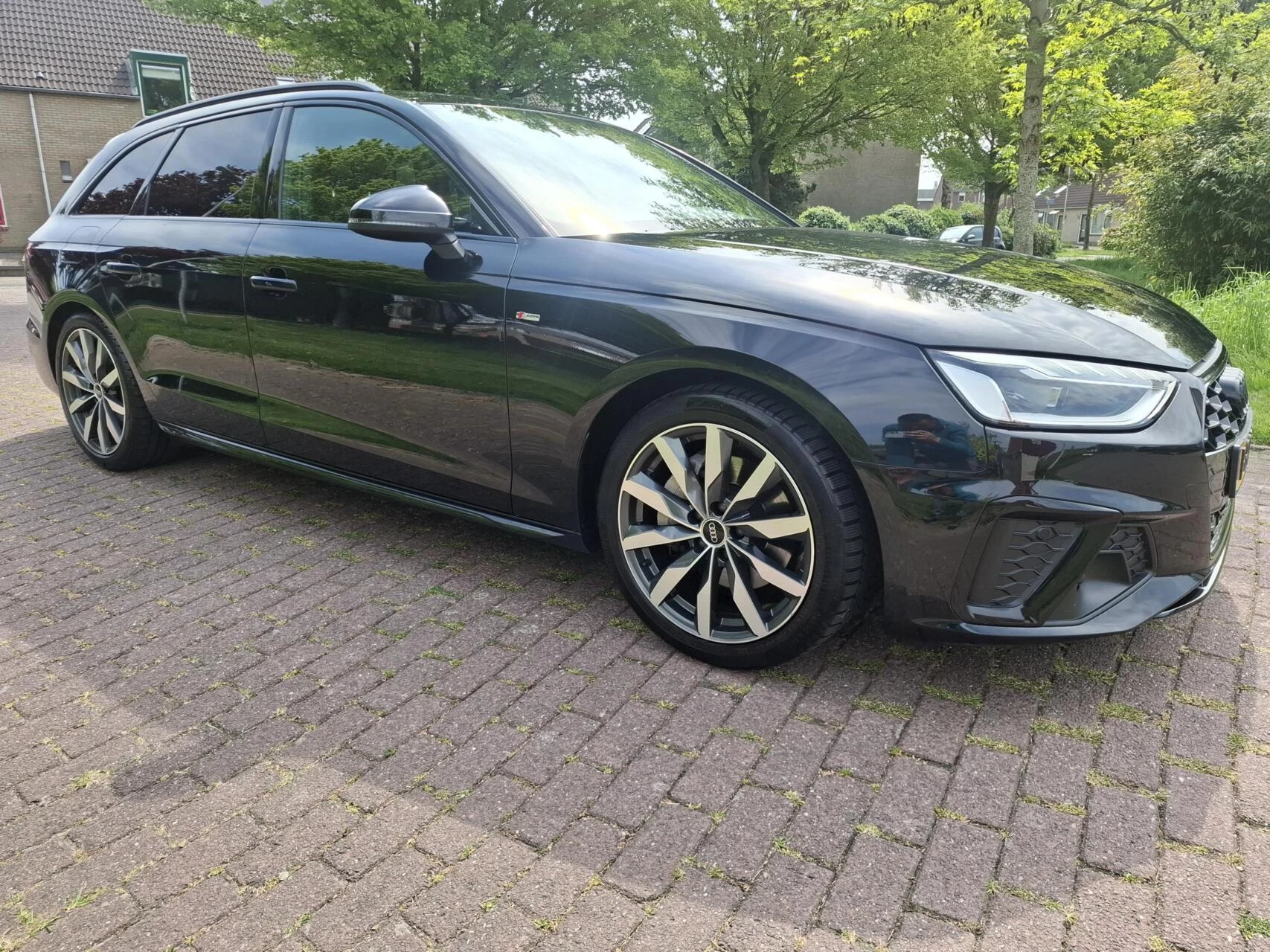 Hoofdafbeelding Audi A4