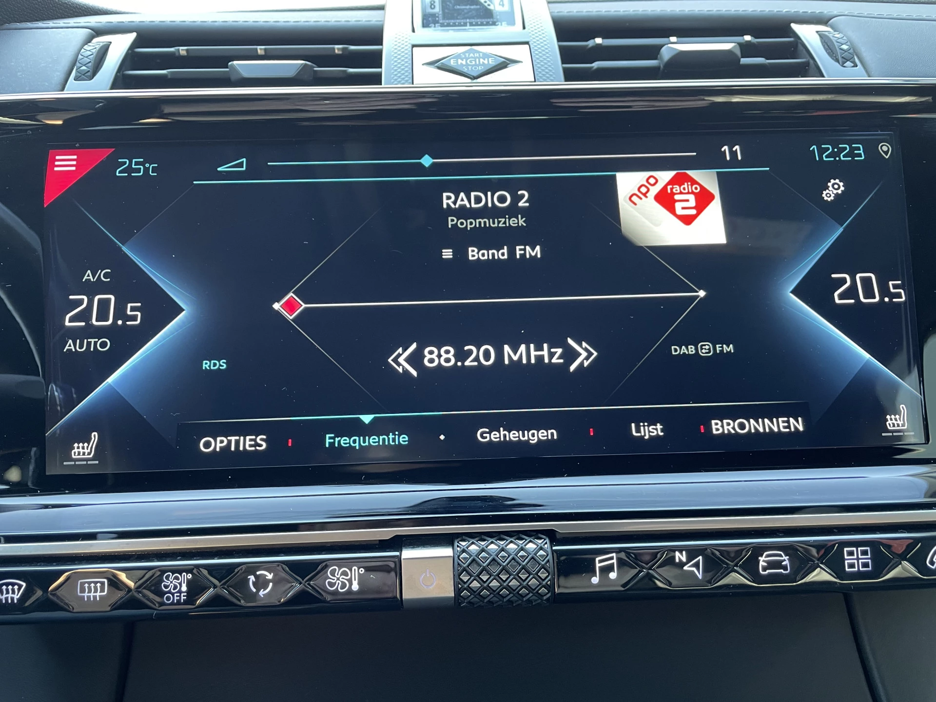 Hoofdafbeelding DS DS 7