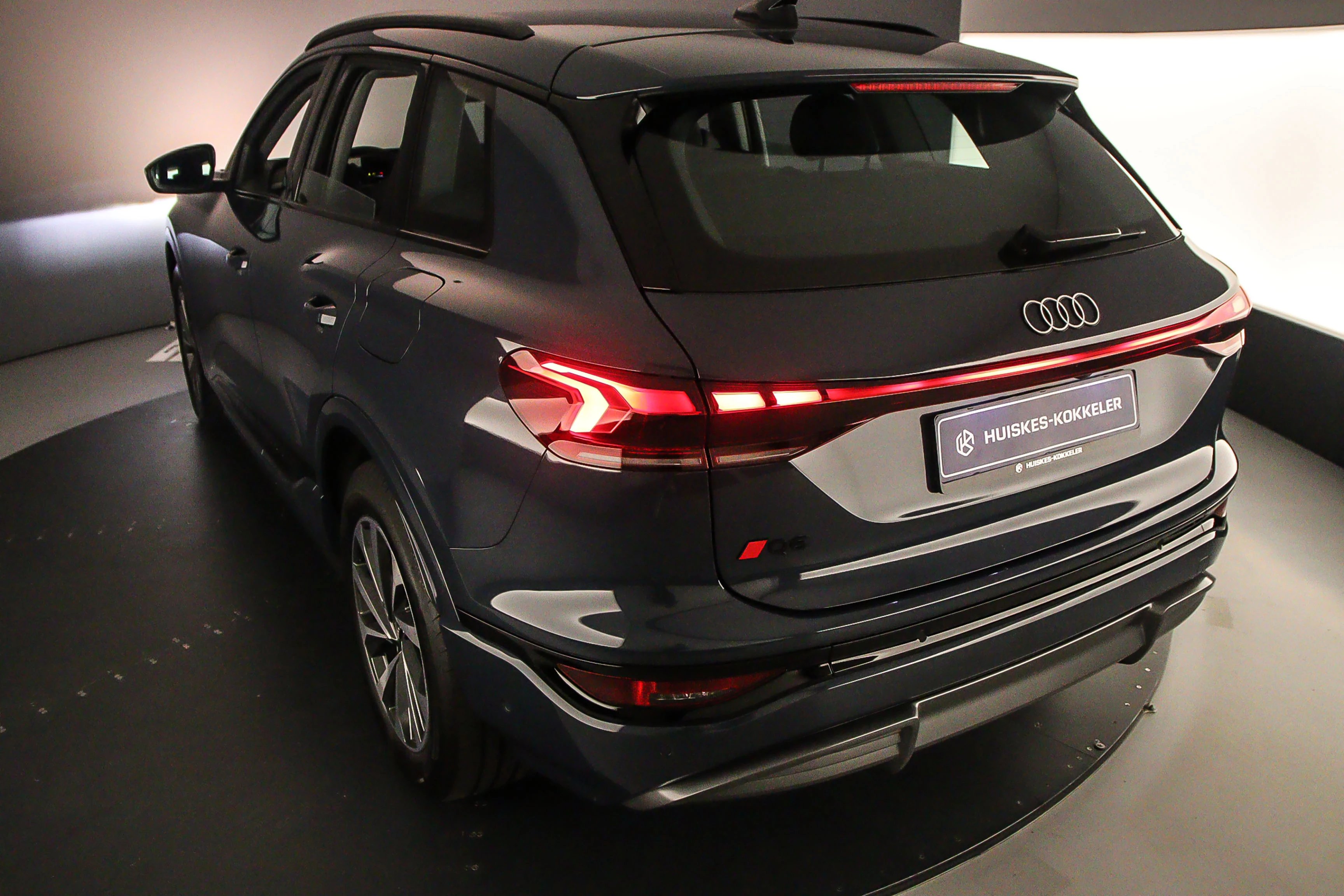 Hoofdafbeelding Audi Q6 e-tron