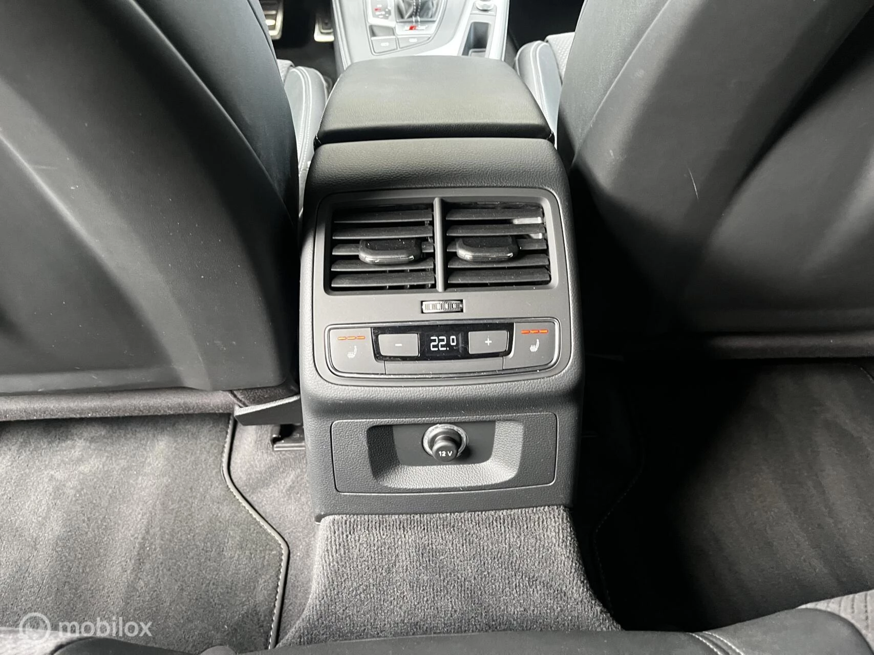 Hoofdafbeelding Audi S4