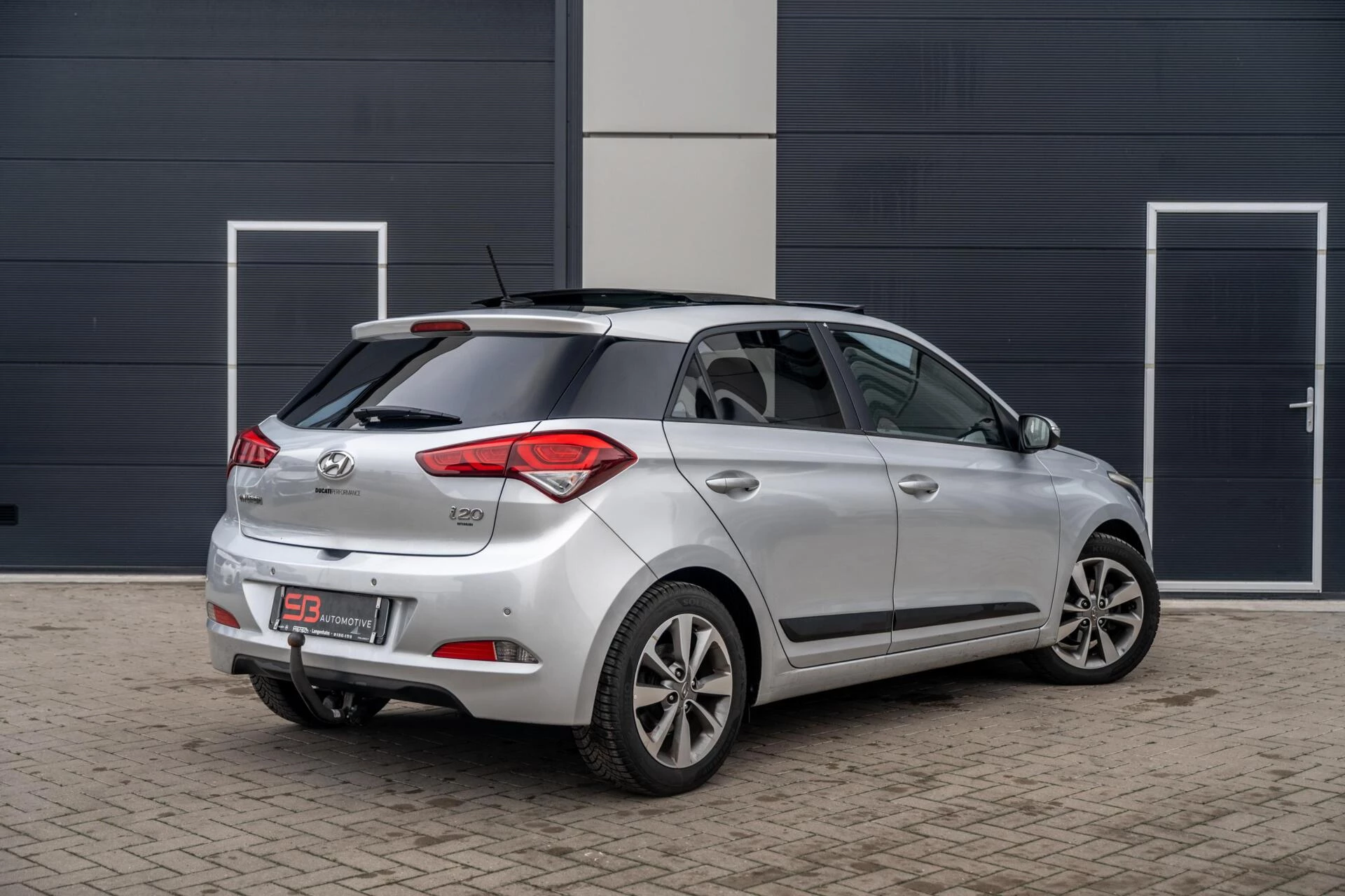 Hoofdafbeelding Hyundai i20