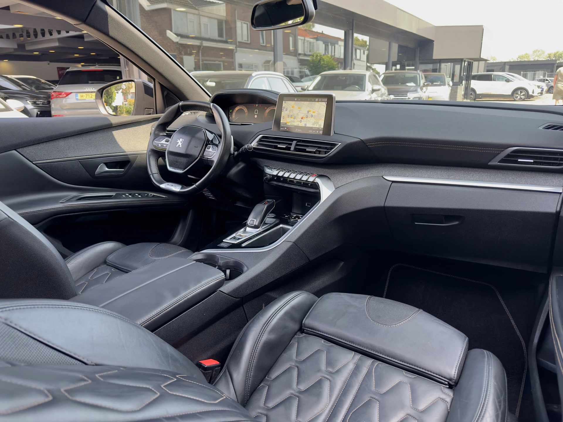 Hoofdafbeelding Peugeot 5008