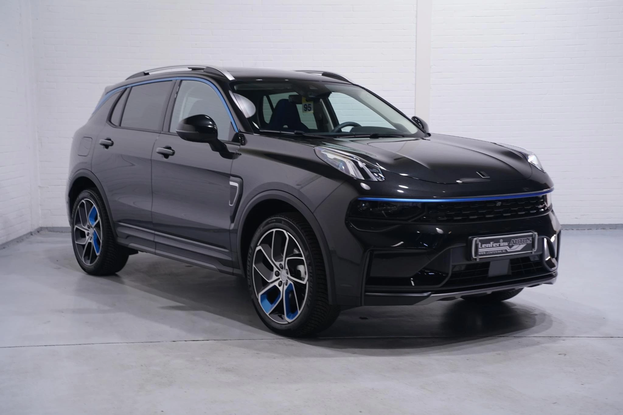 Hoofdafbeelding Lynk & Co 01