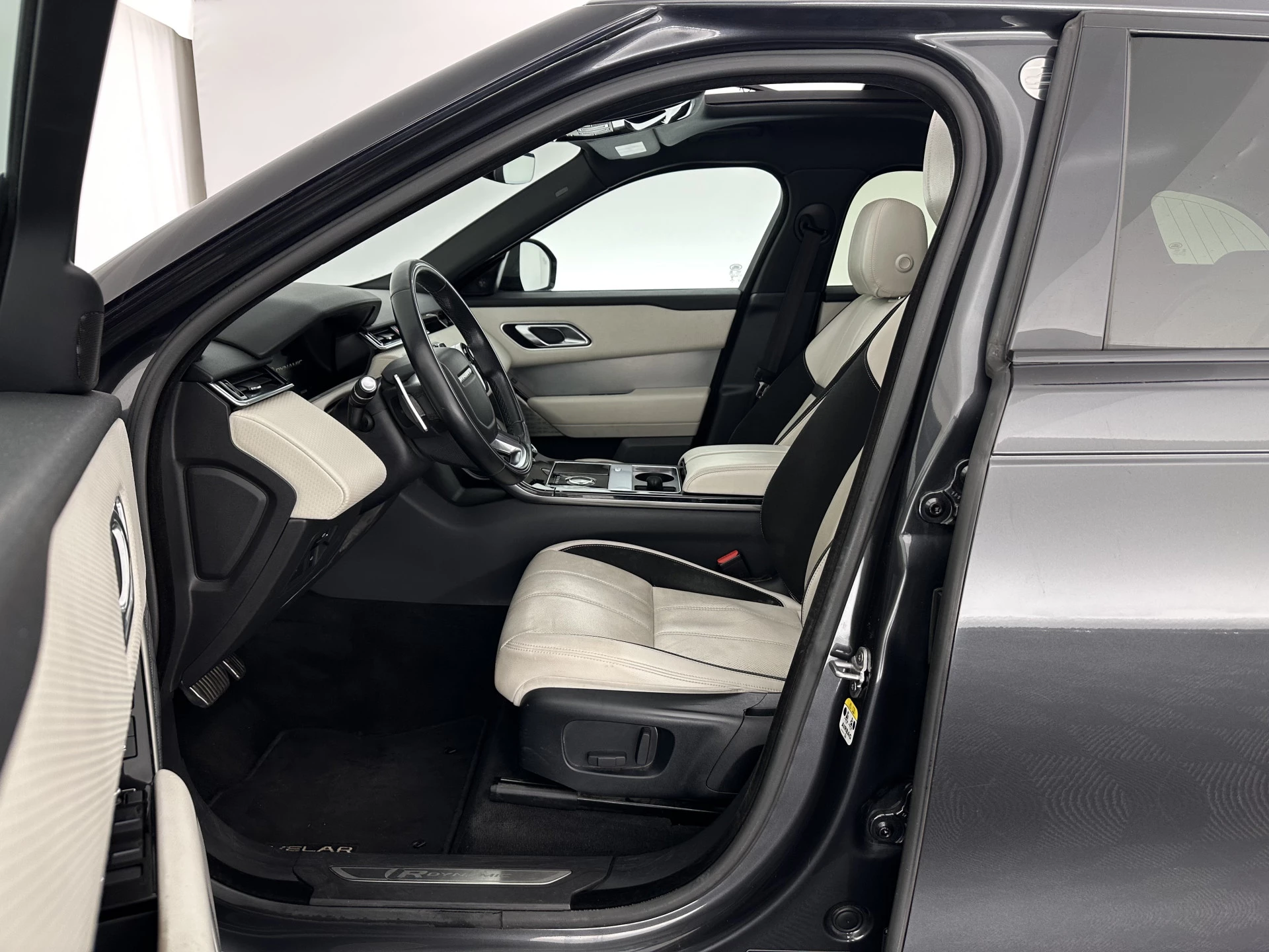 Hoofdafbeelding Land Rover Range Rover Velar