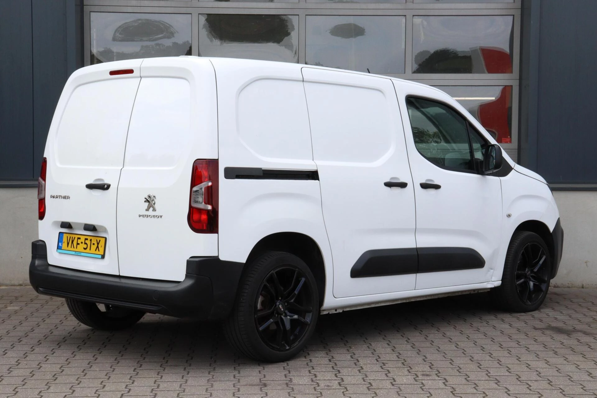 Hoofdafbeelding Peugeot Partner