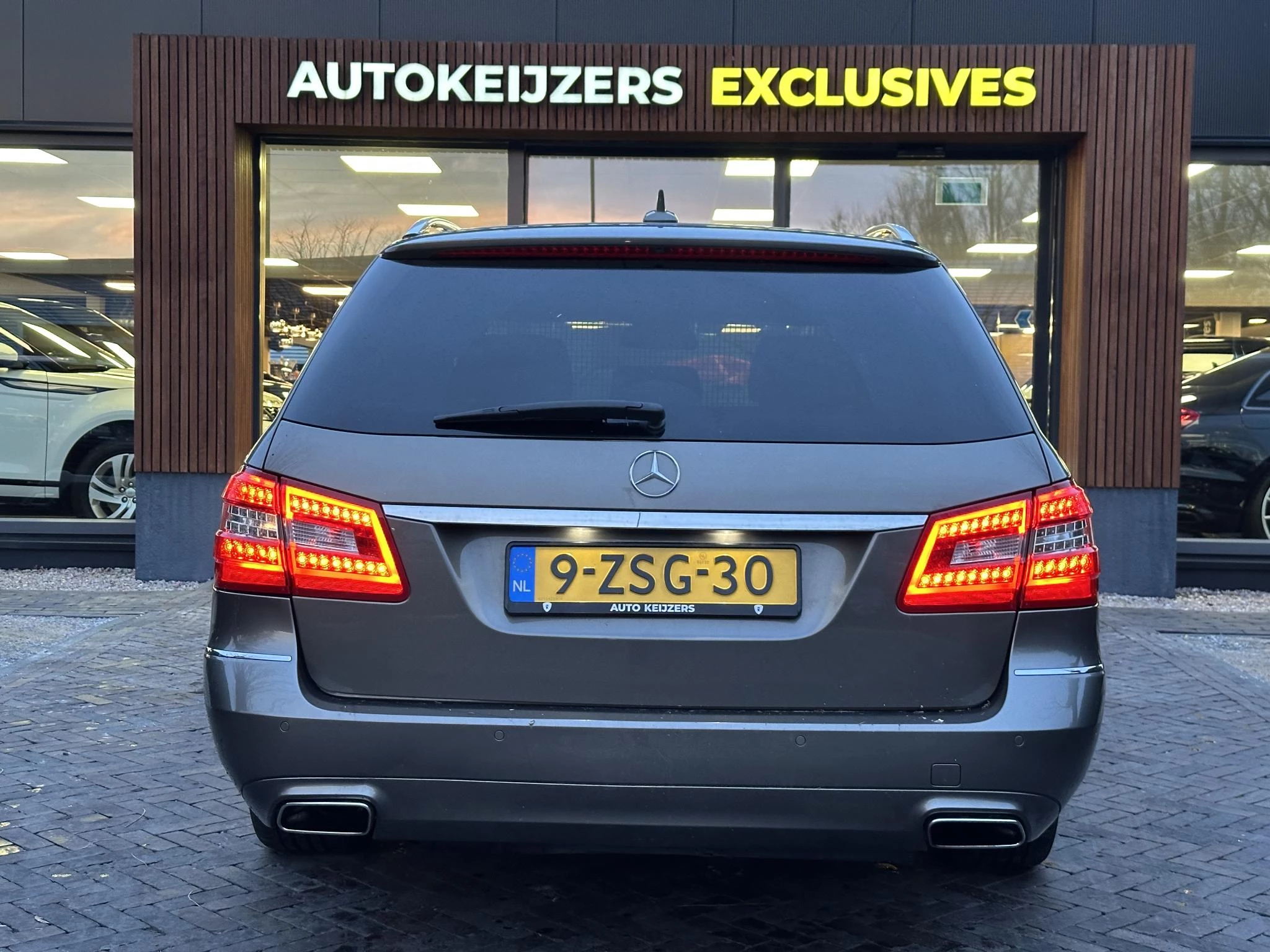 Hoofdafbeelding Mercedes-Benz E-Klasse