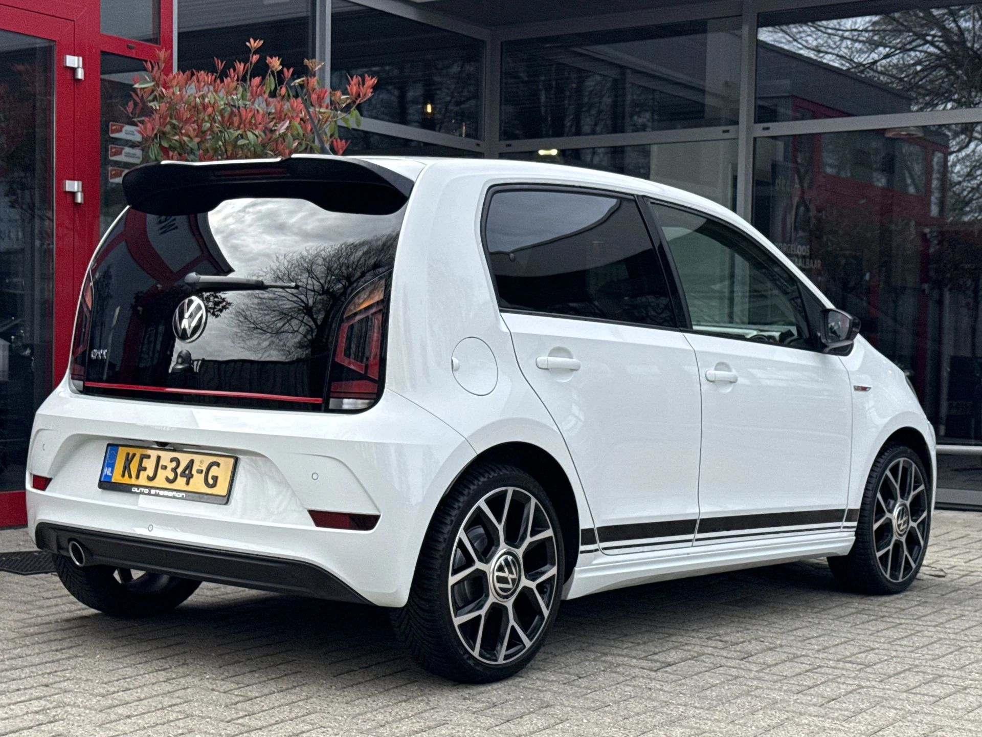 Hoofdafbeelding Volkswagen up!