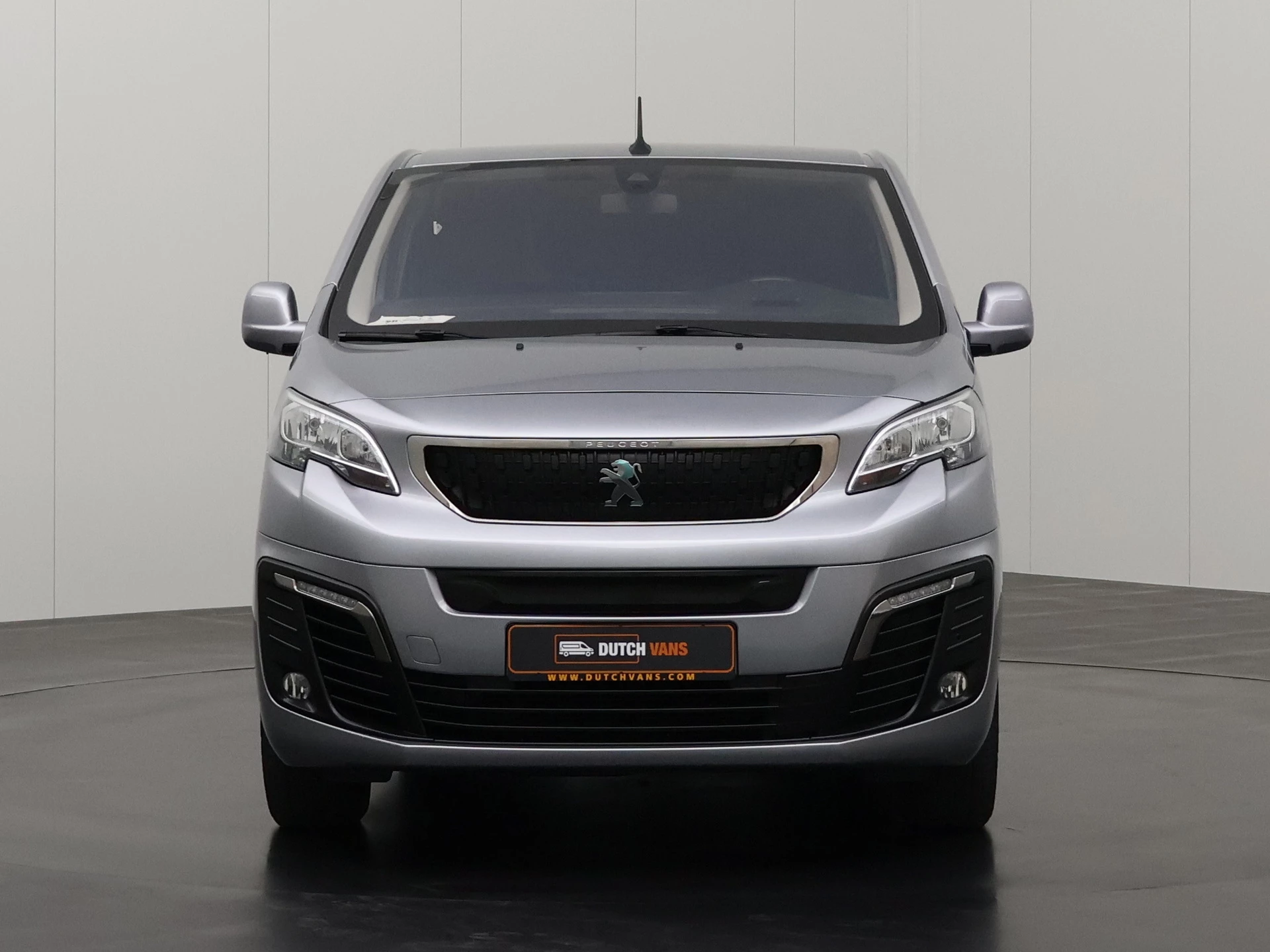 Hoofdafbeelding Peugeot e-Expert