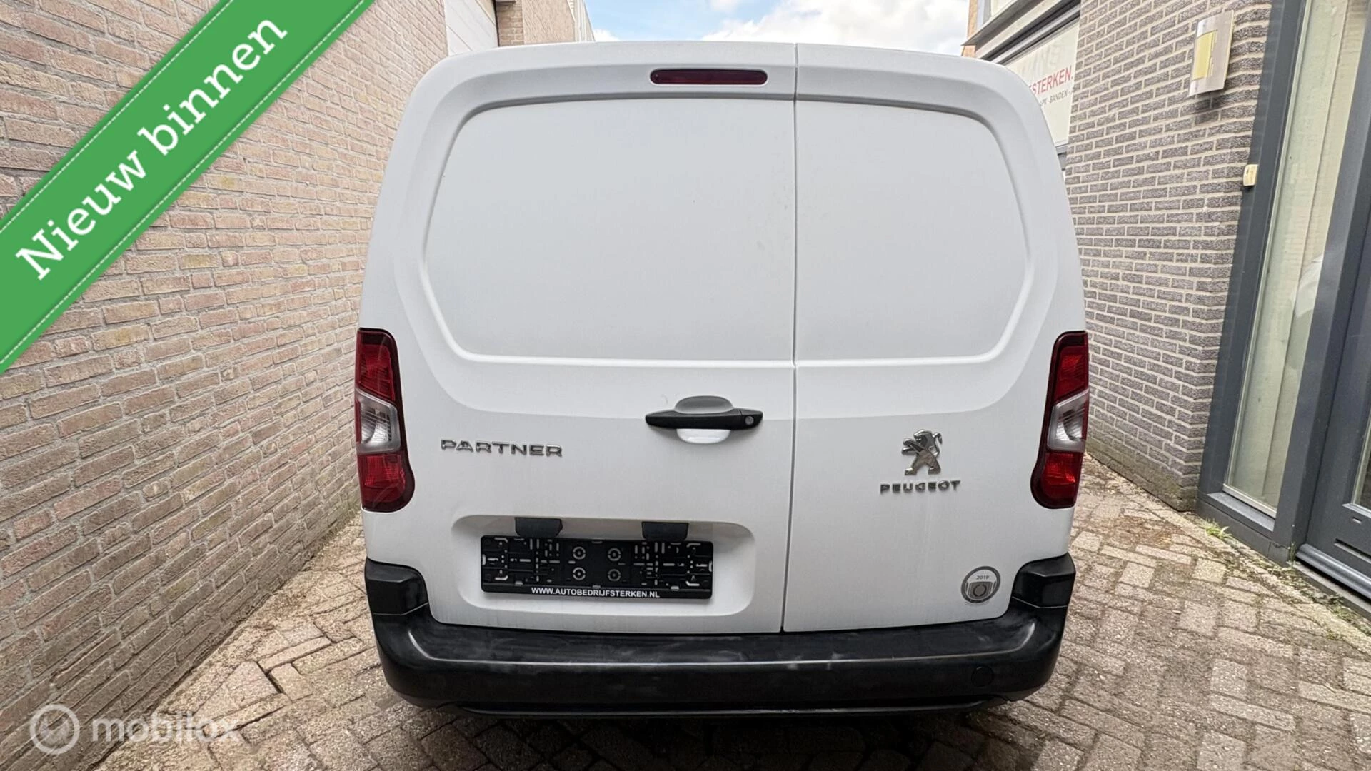 Hoofdafbeelding Peugeot Partner