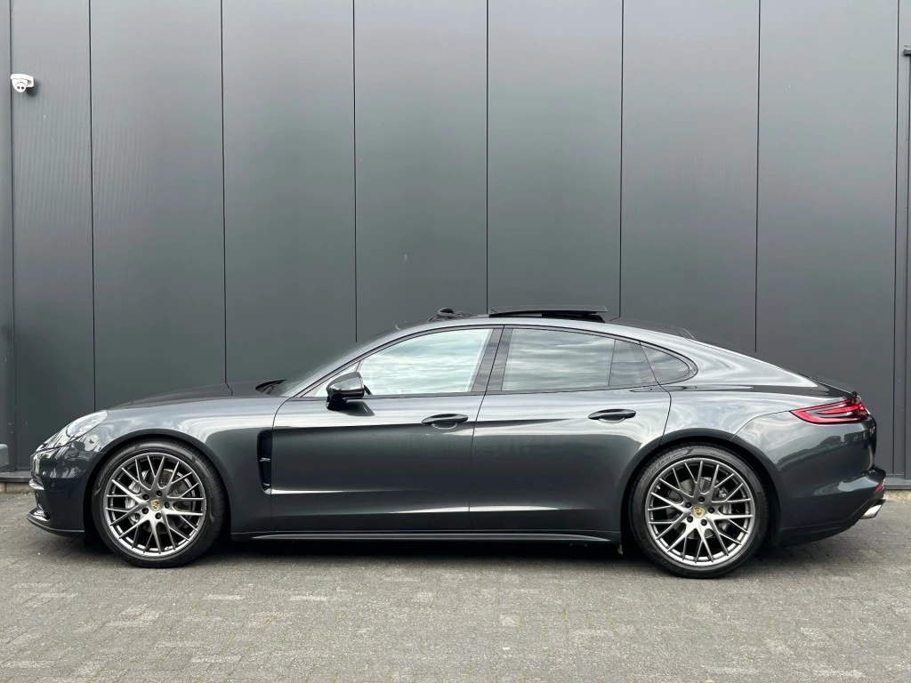 Hoofdafbeelding Porsche Panamera