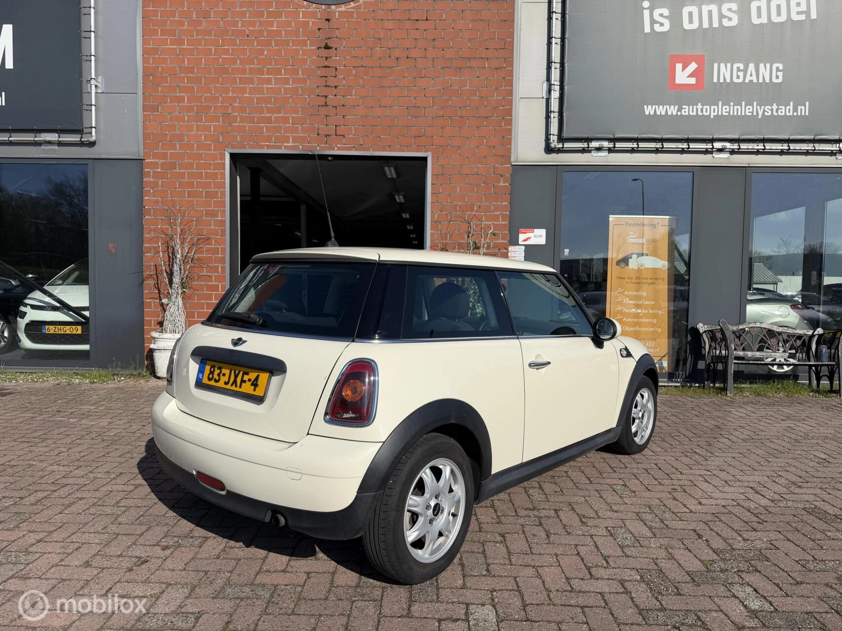 Hoofdafbeelding MINI One