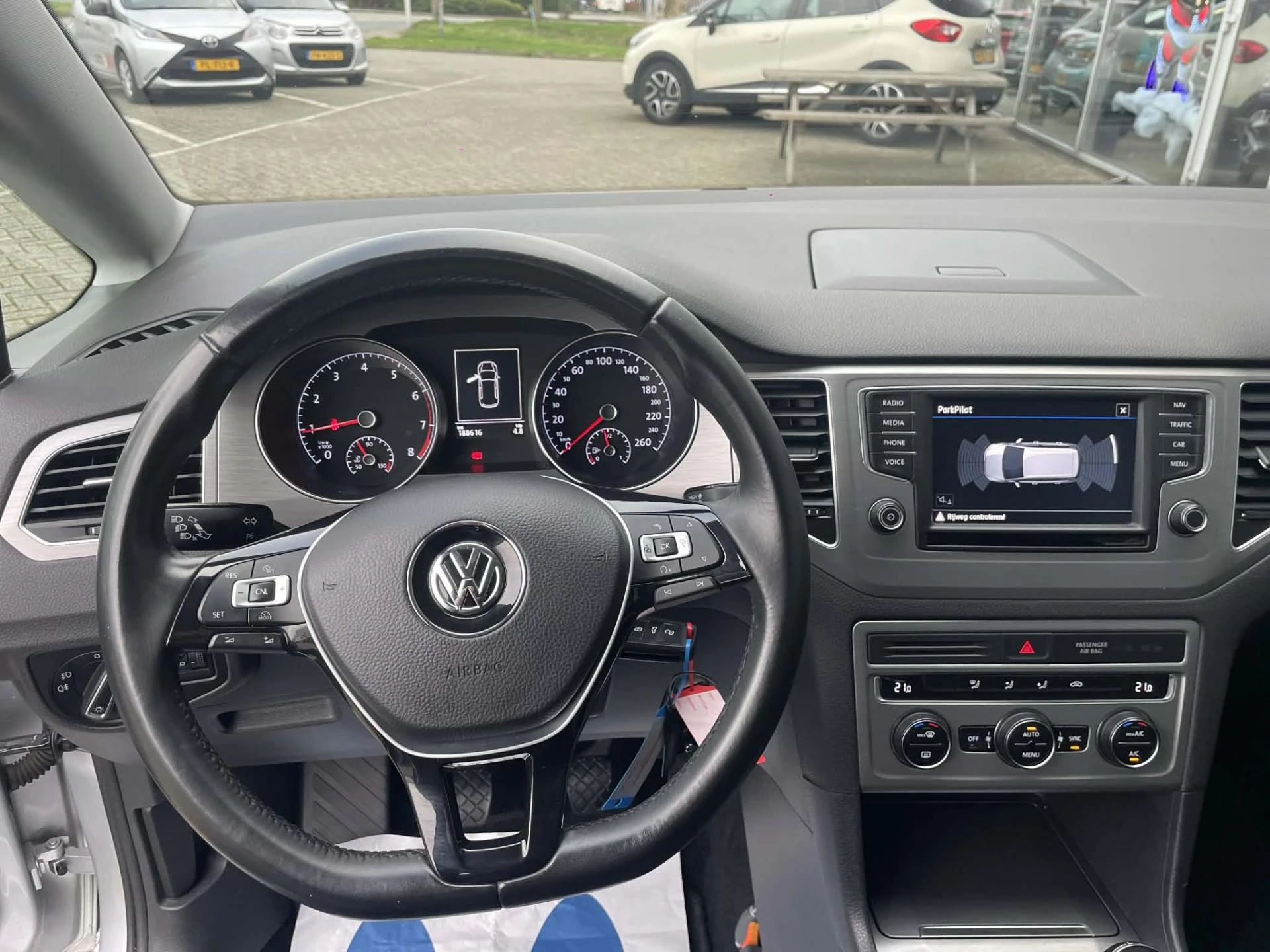 Hoofdafbeelding Volkswagen Golf Sportsvan
