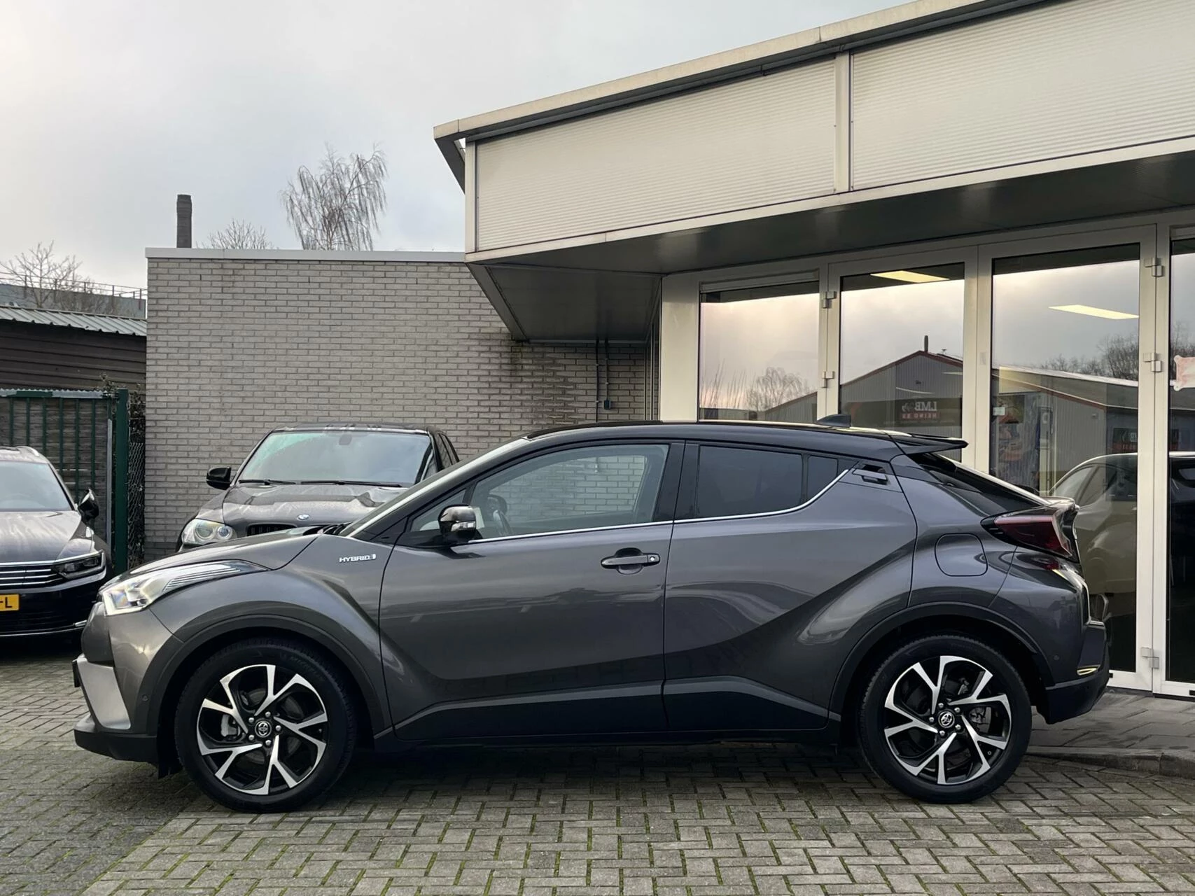 Hoofdafbeelding Toyota C-HR