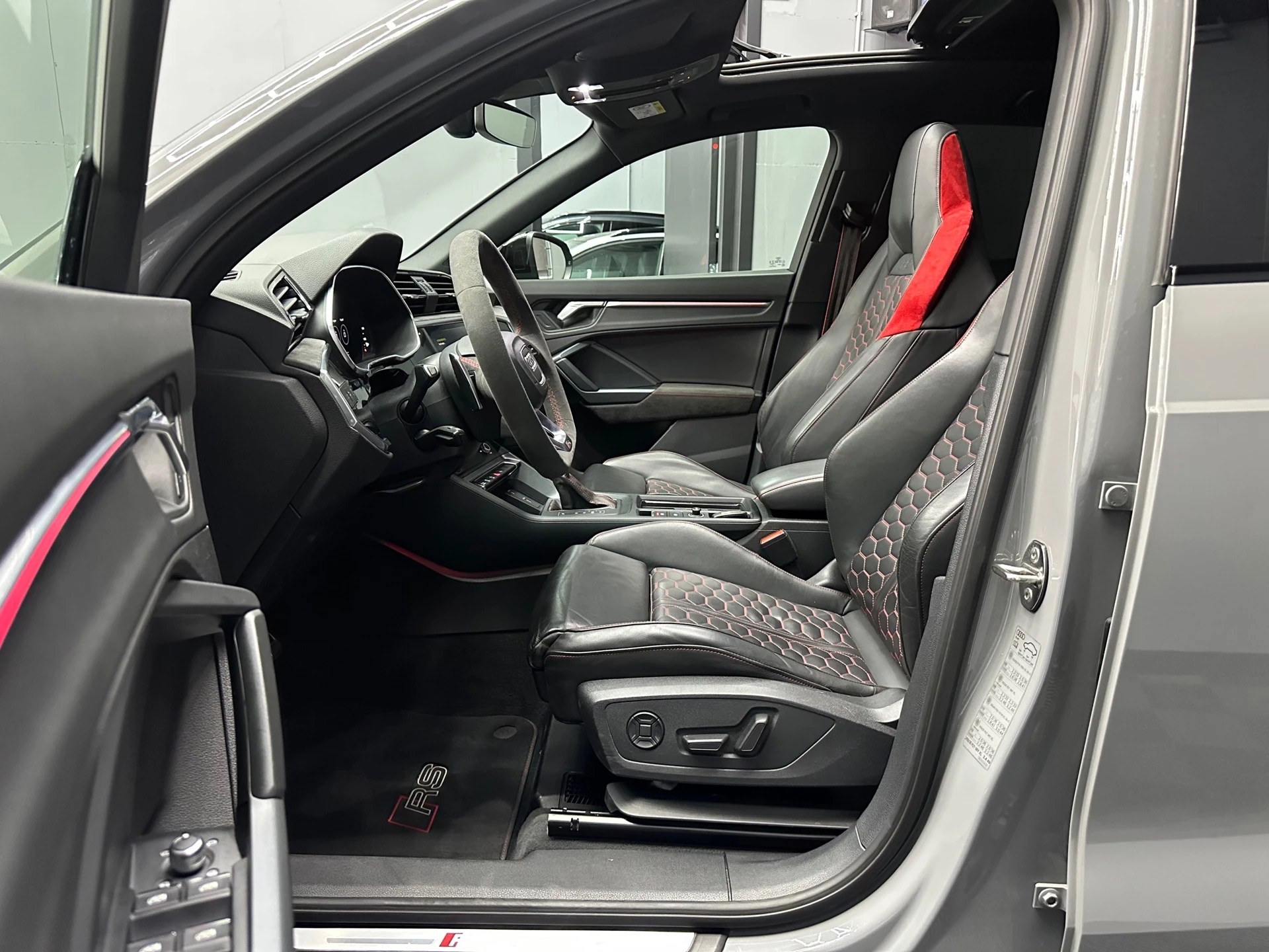 Hoofdafbeelding Audi RSQ3