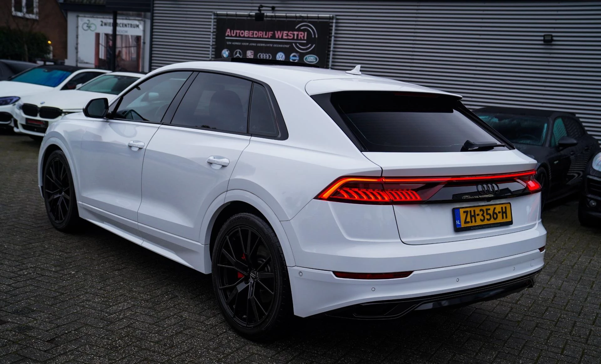 Hoofdafbeelding Audi Q8