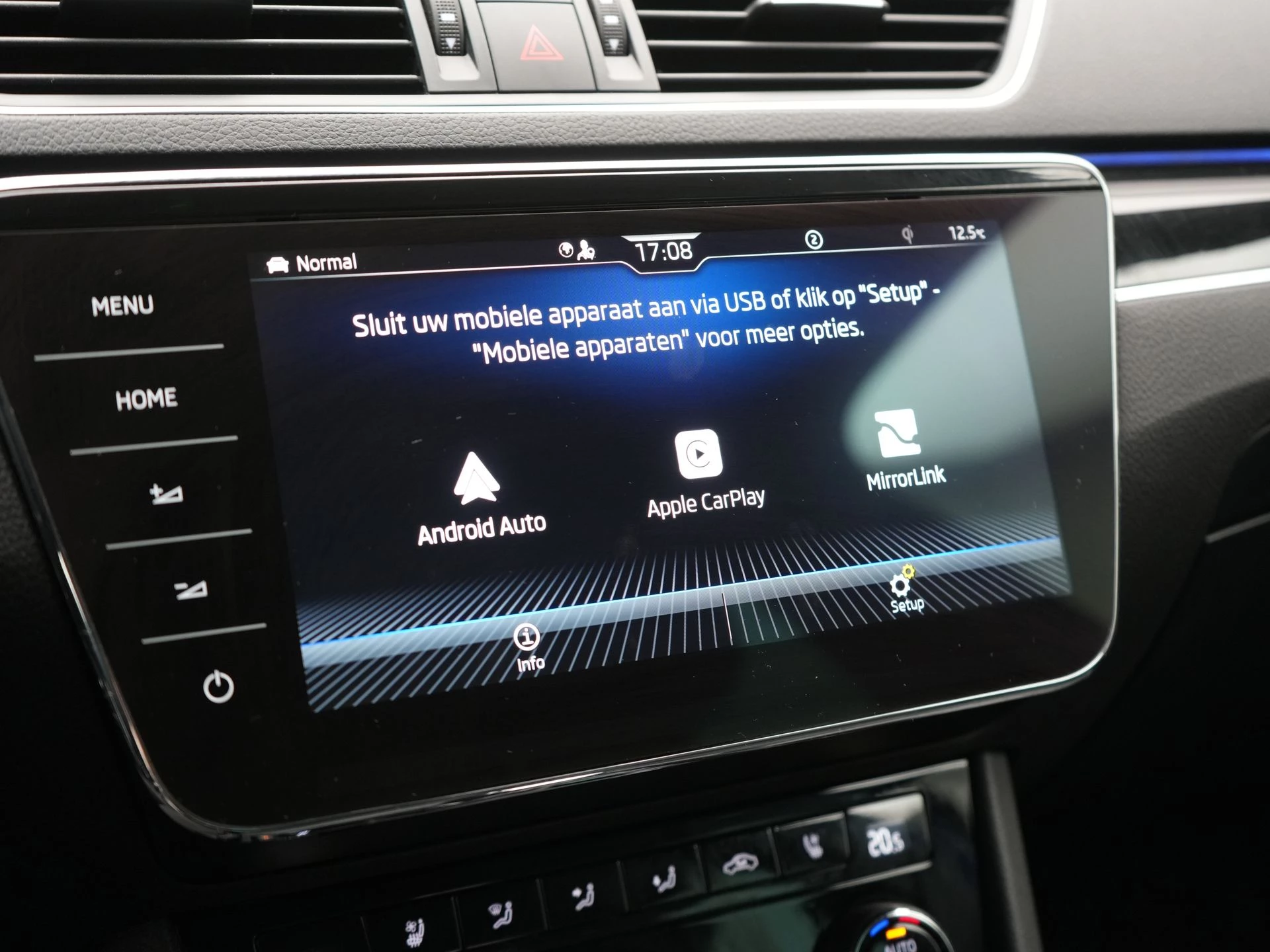 Hoofdafbeelding Škoda Superb