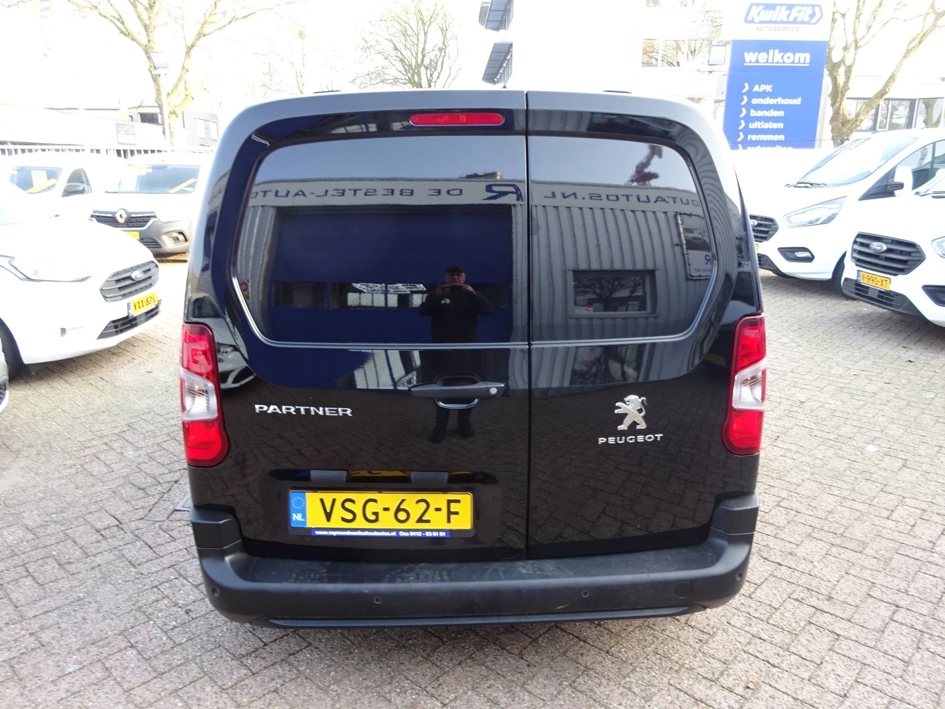 Hoofdafbeelding Peugeot Partner