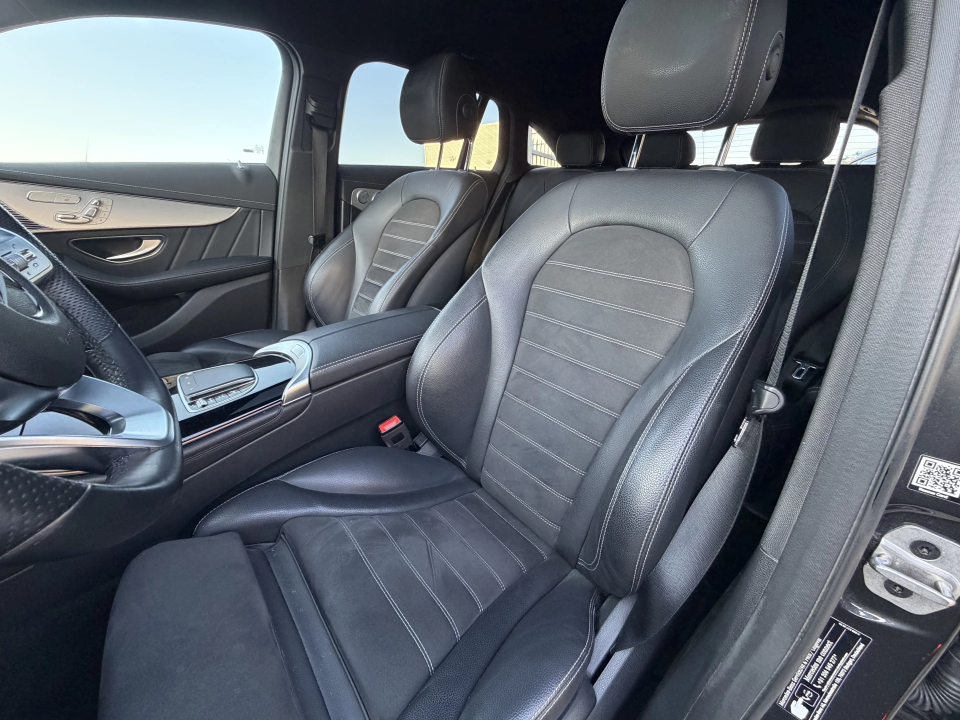 Hoofdafbeelding Mercedes-Benz EQC