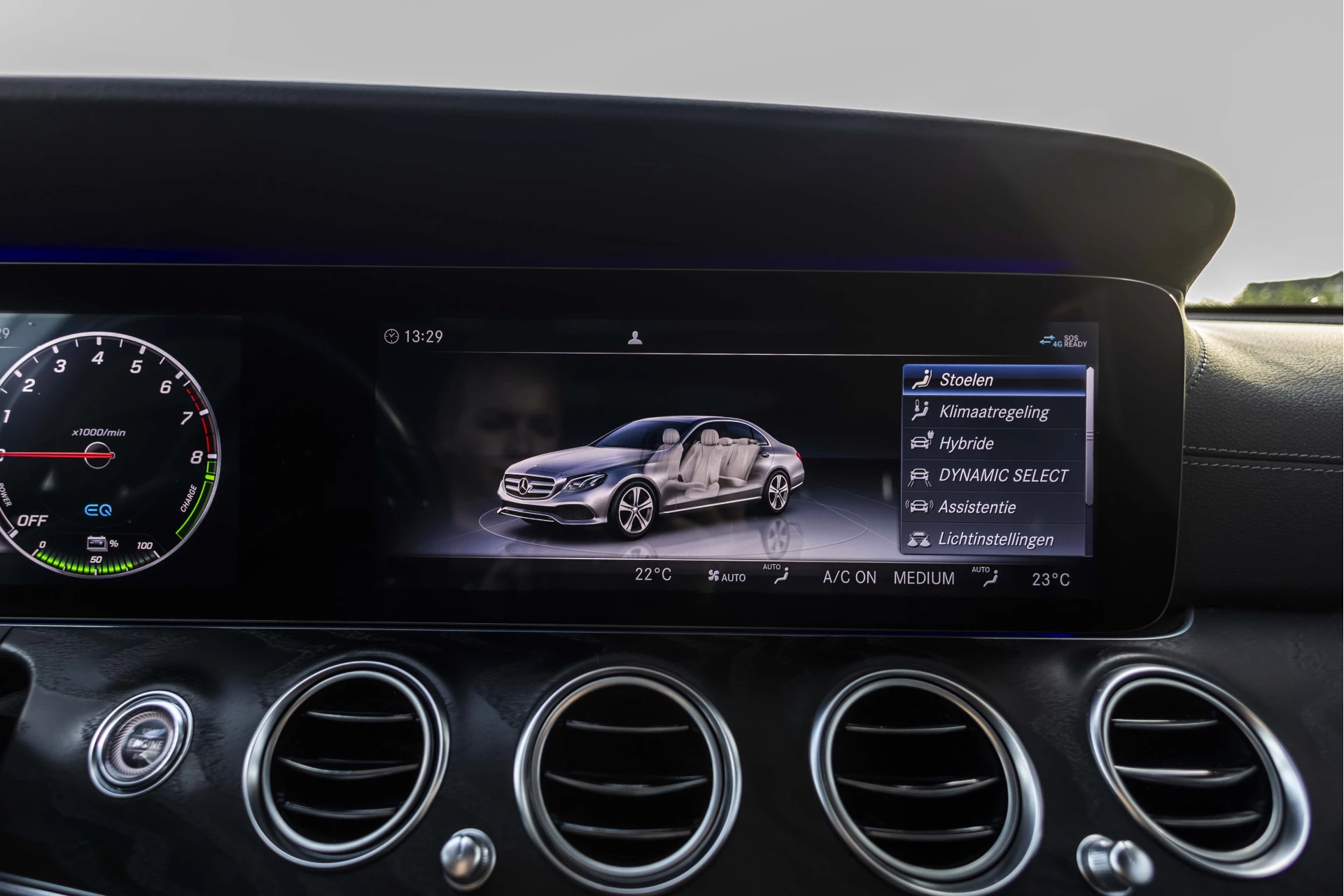 Hoofdafbeelding Mercedes-Benz E-Klasse