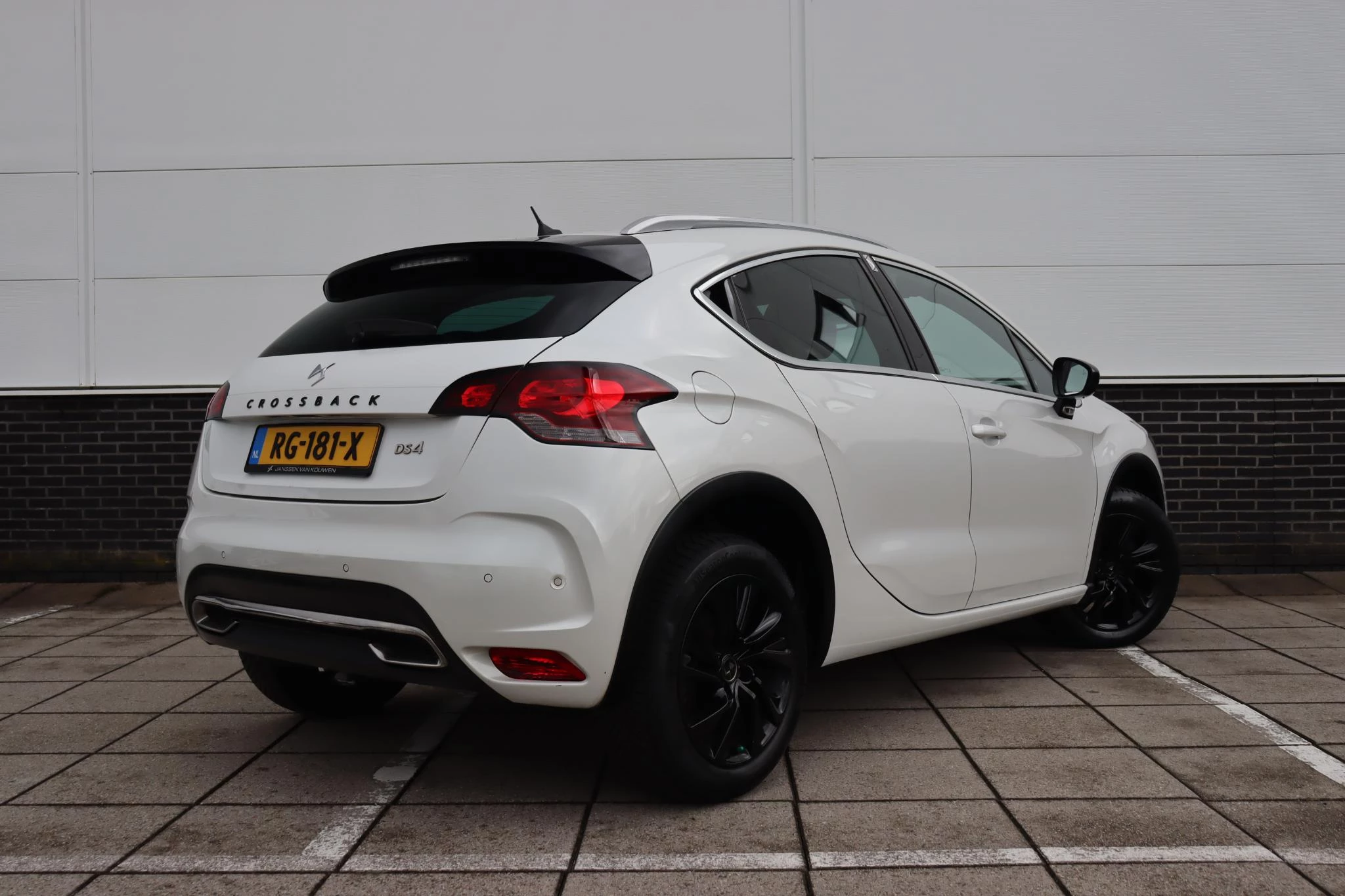 Hoofdafbeelding DS DS 4