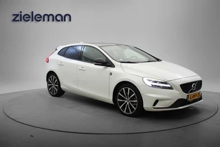 Volvo V40 1.5 T3 Polar+ Sport Automaat - Panorama, Camera, Half Leer, Stoelverw.