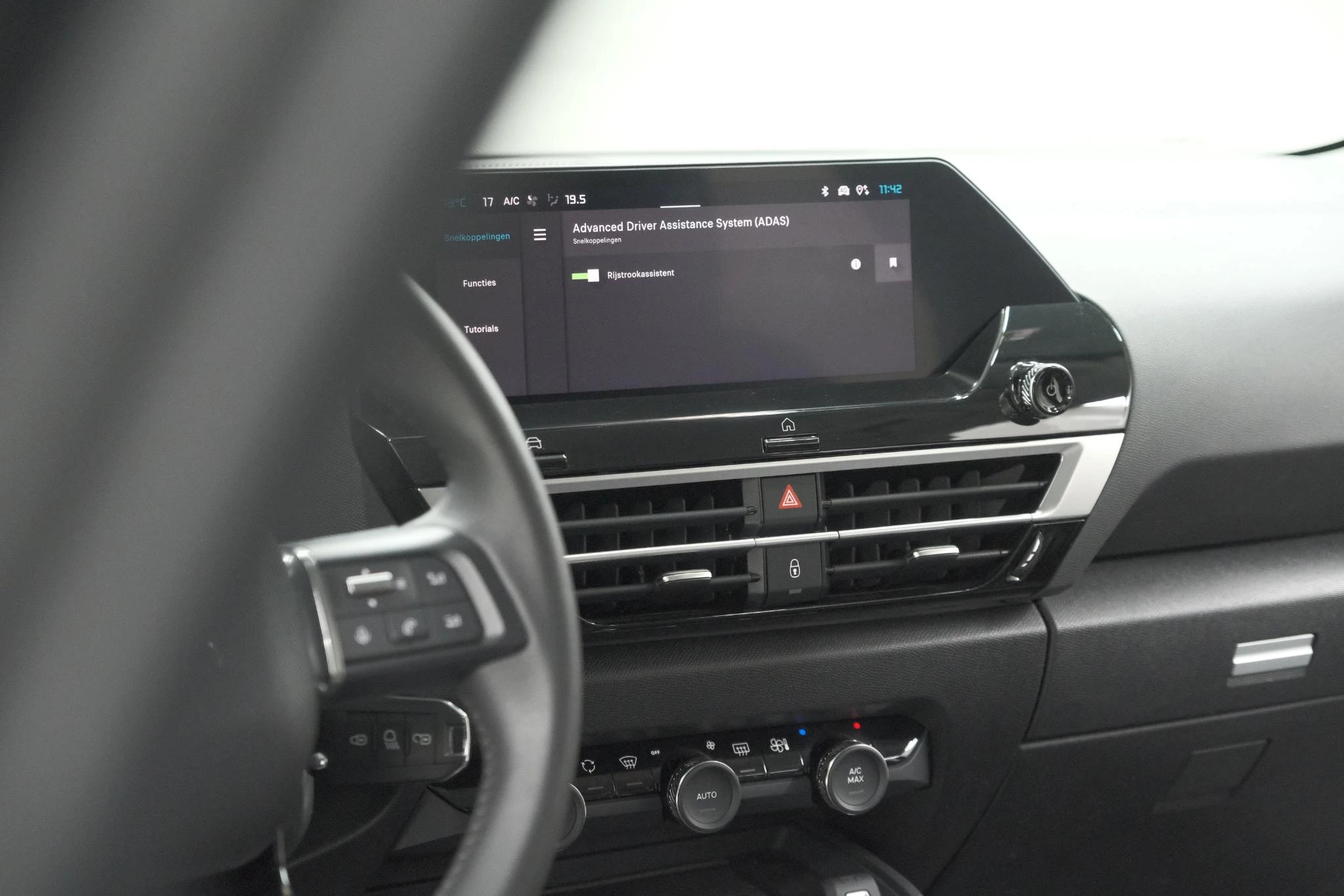 Hoofdafbeelding Citroën ë-C4