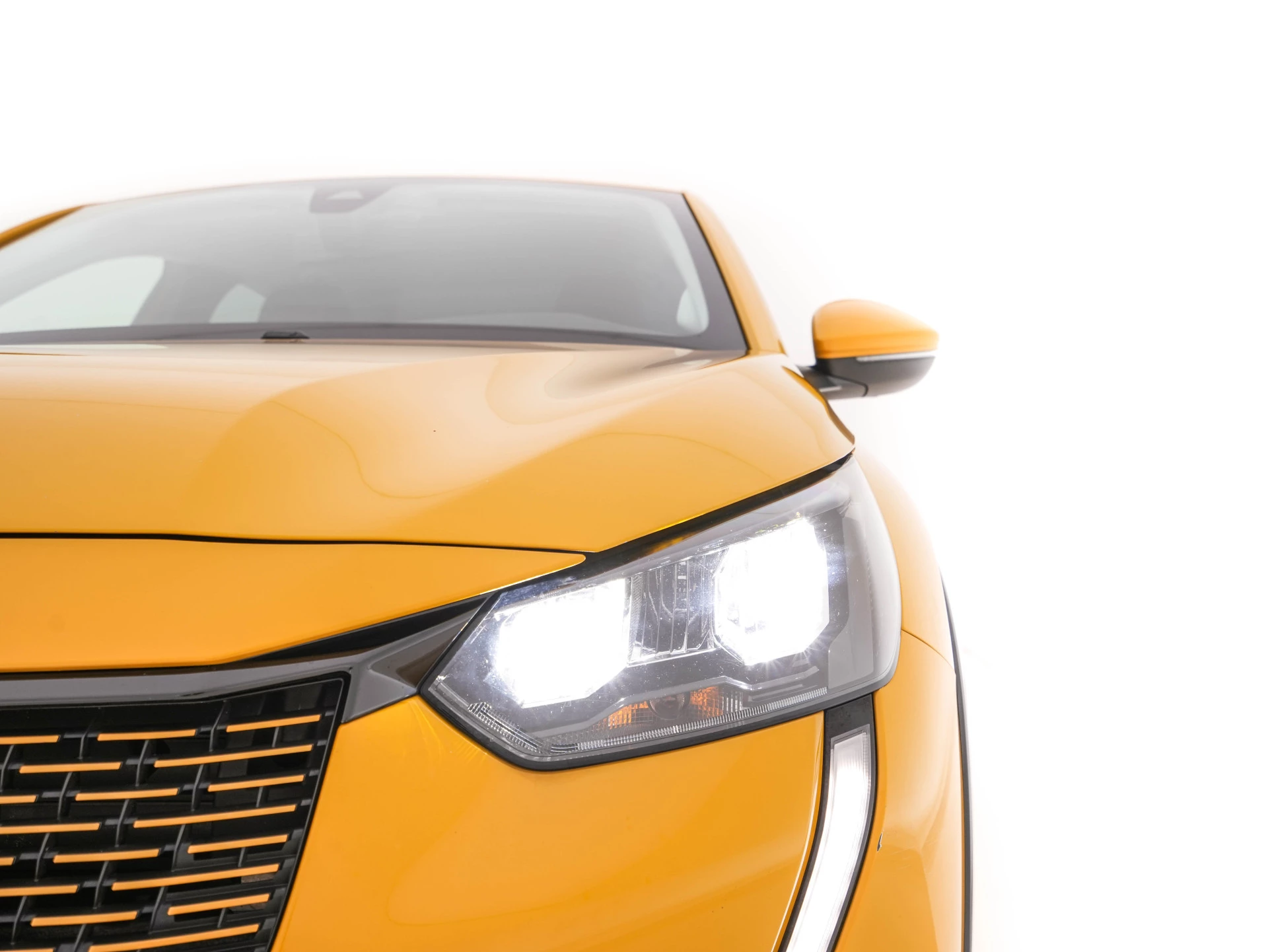 Hoofdafbeelding Peugeot e-208