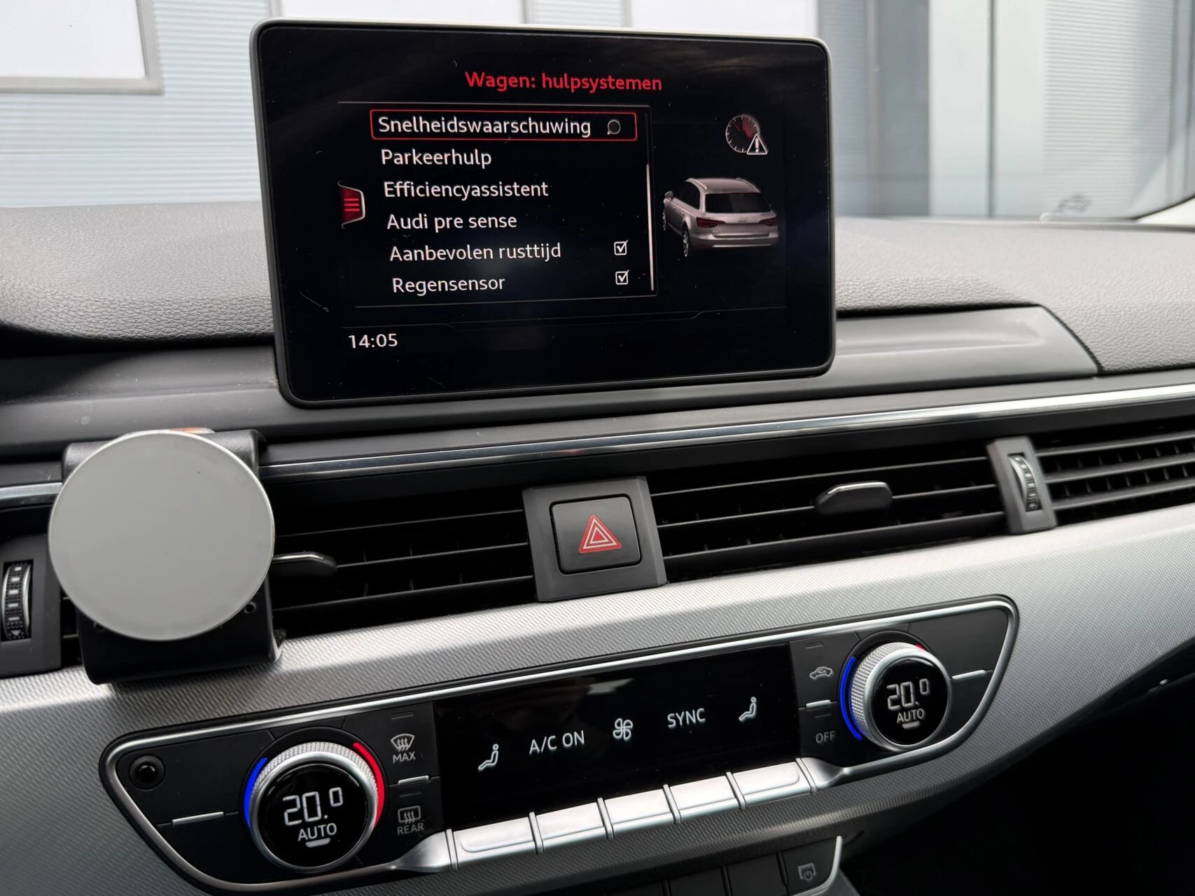 Hoofdafbeelding Audi A4
